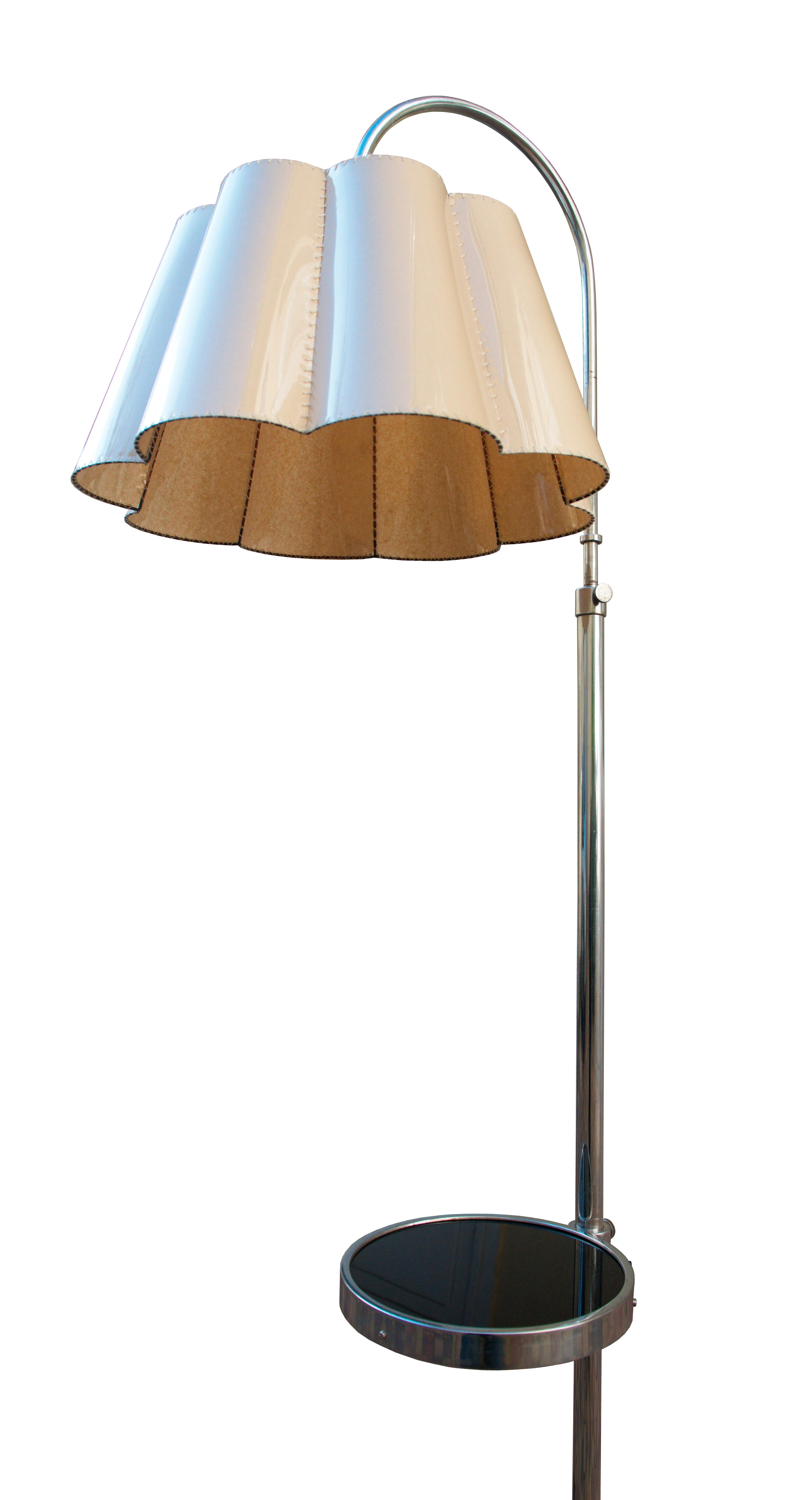 1930's Modernist Floor Lamp In Good Condition For Sale In Brno, CZ