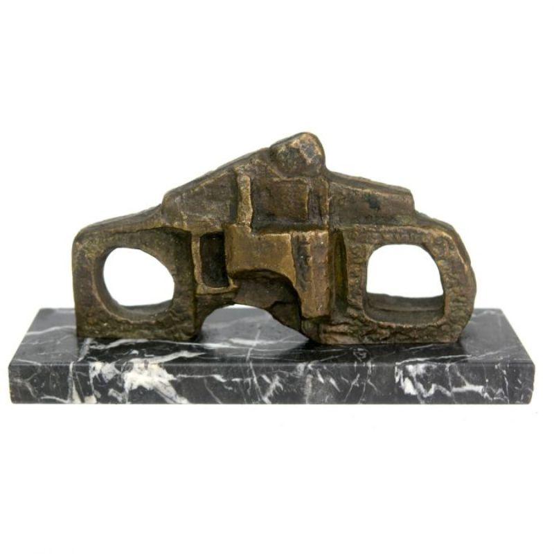 Modernist bronze motorcycle sports trophy measuring 20 cm by 17 cm. no signature

Additional information:
Material: Bronze.