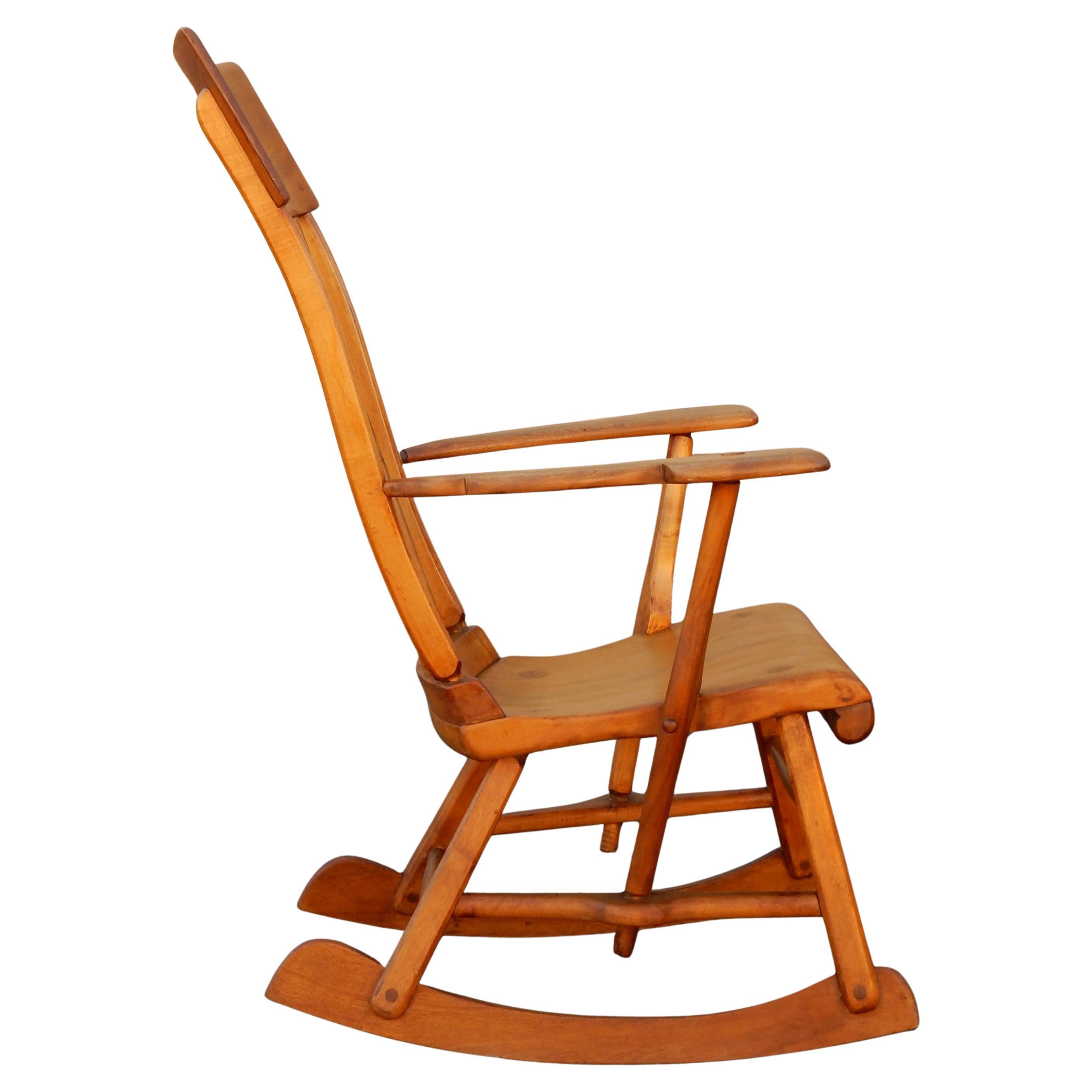 1930's Modernist Rocking Lounge Chair by Scandinavian designer Herman De Vries (amerikanisch) im Angebot