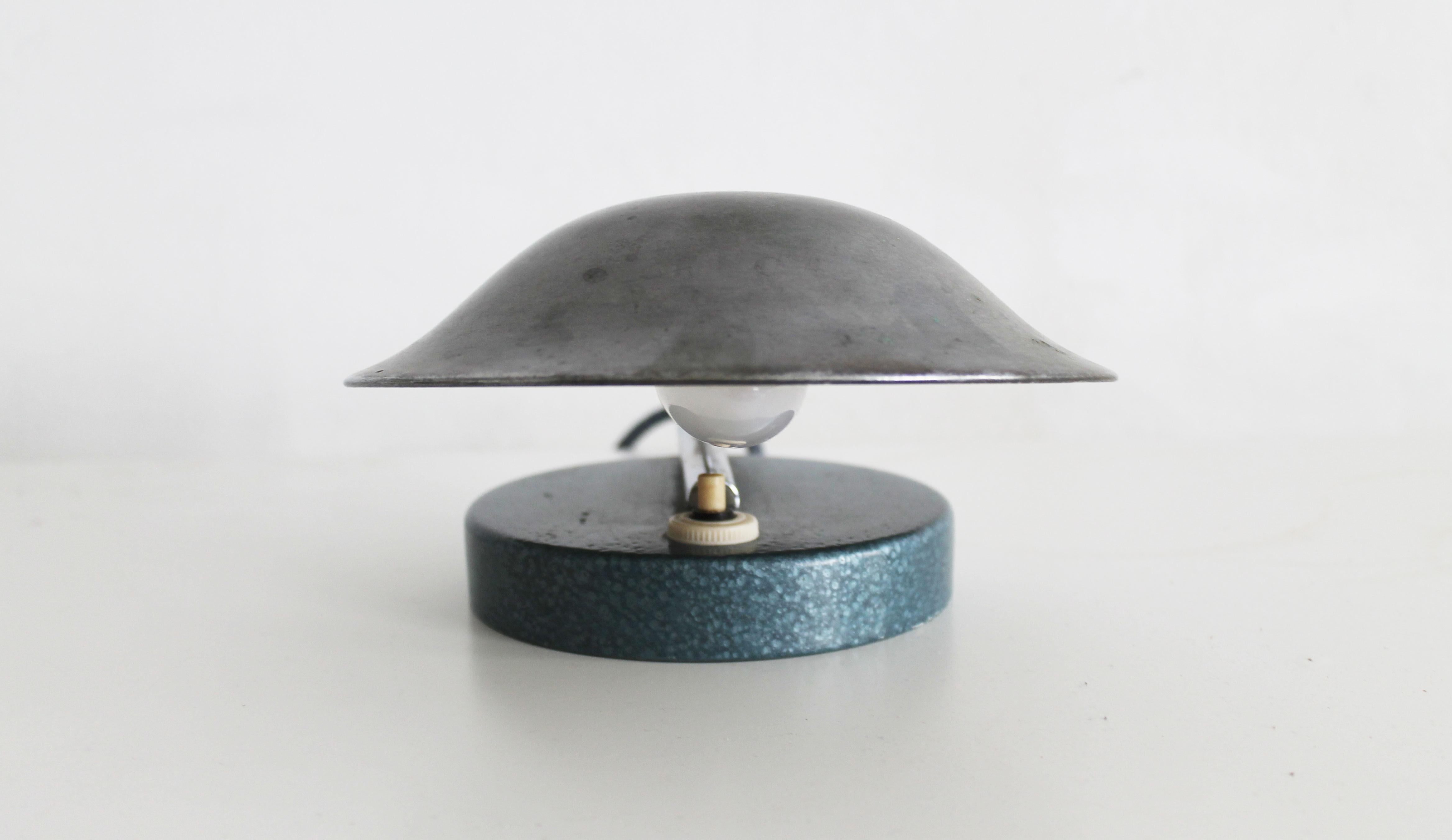 1930's Modernist Table Lamp Type 3530 by Carl Jucker for Napako For Sale 1