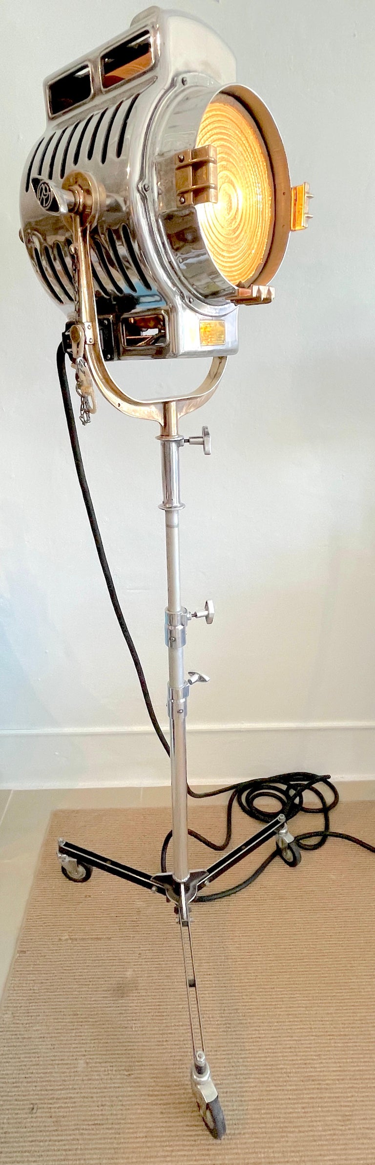 MOLE-RICHARDSON ハリウッドスタジオライト　1930年代　激レア Vintage Hollywood Movie Light With Stand - Etsy