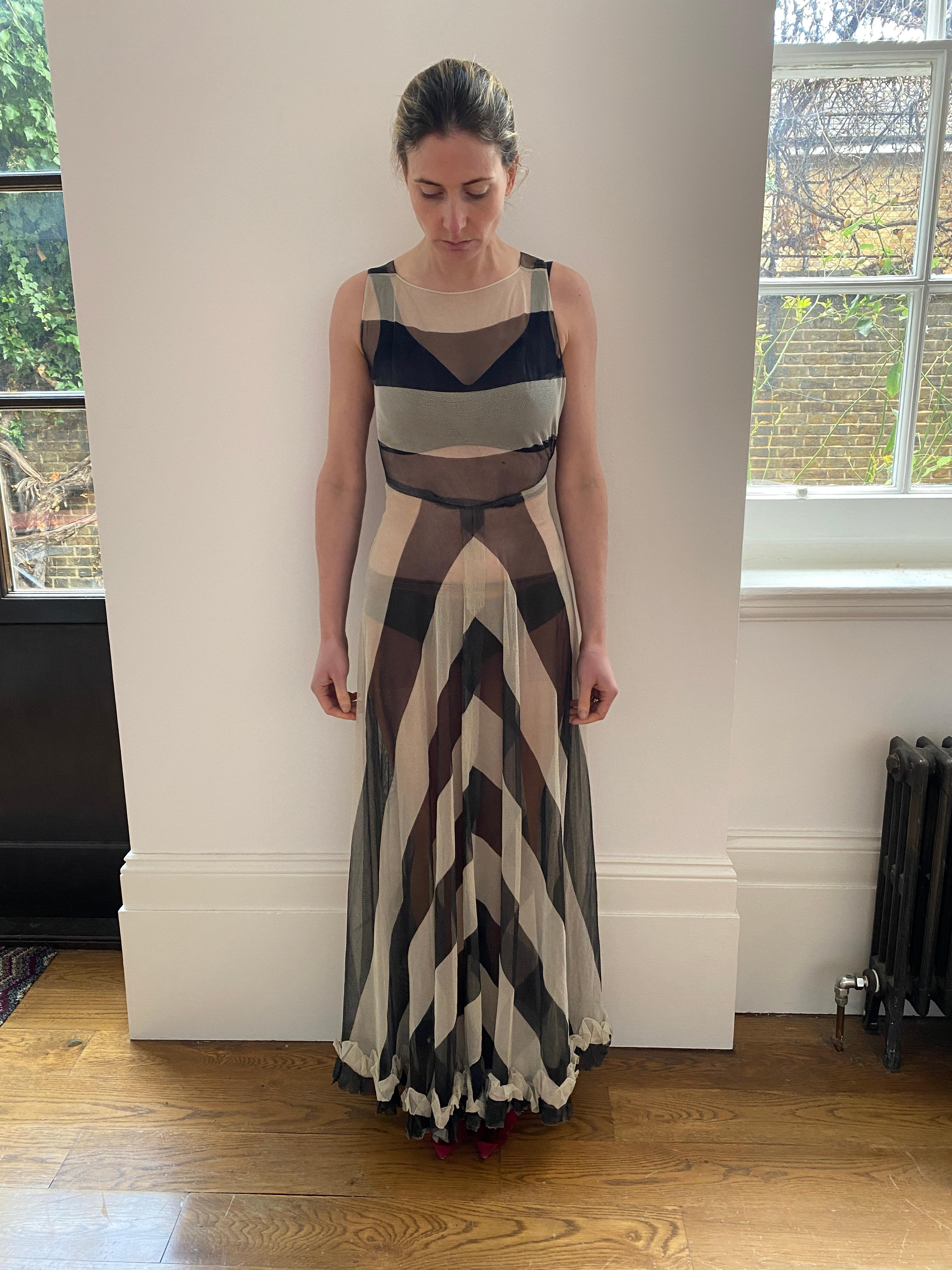 1930s Monochrome Chevron Pattern Tulle Dress For Sale 2