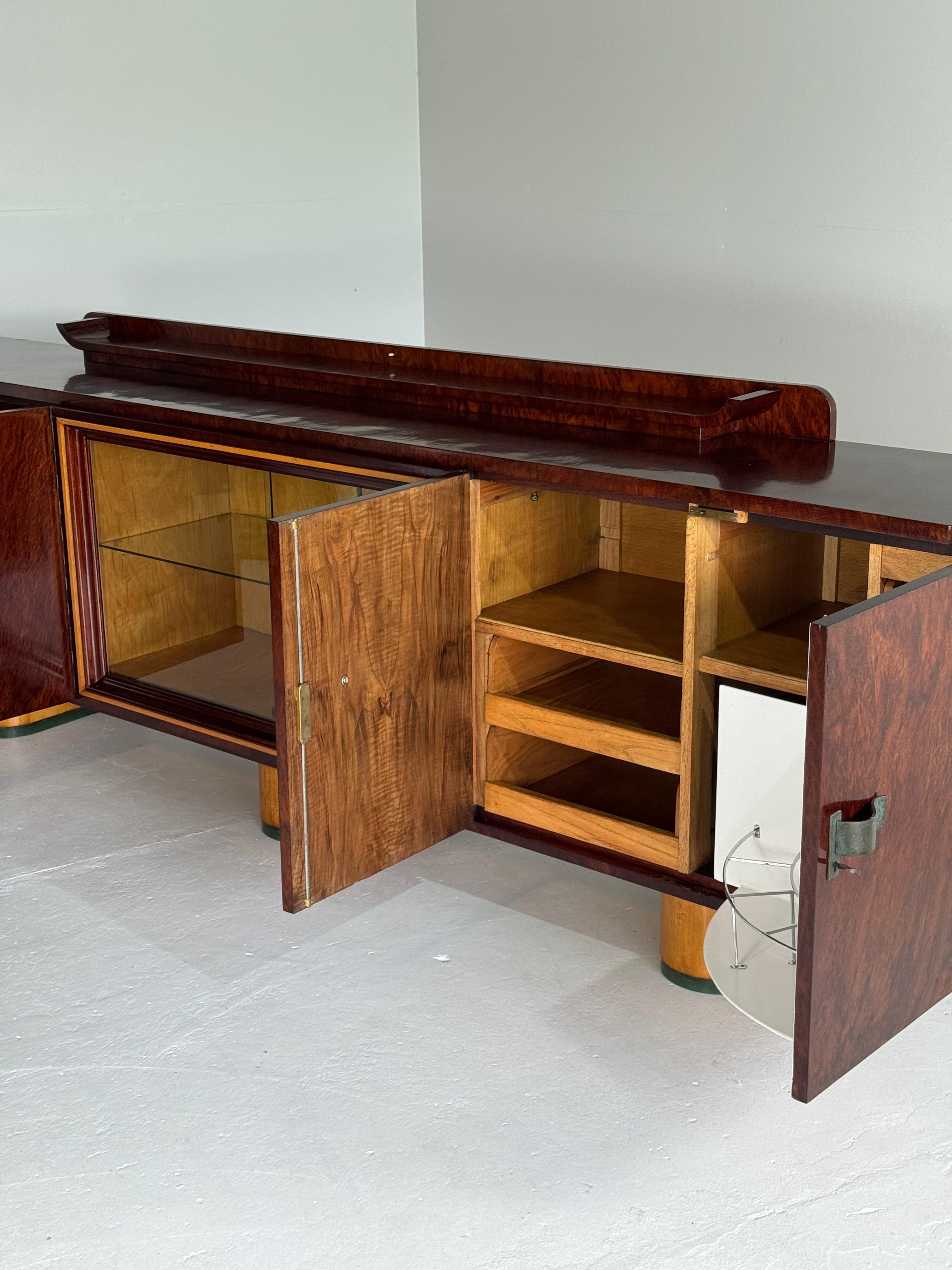 1930s Monumental art deco mahogany sideboard For Sale 8