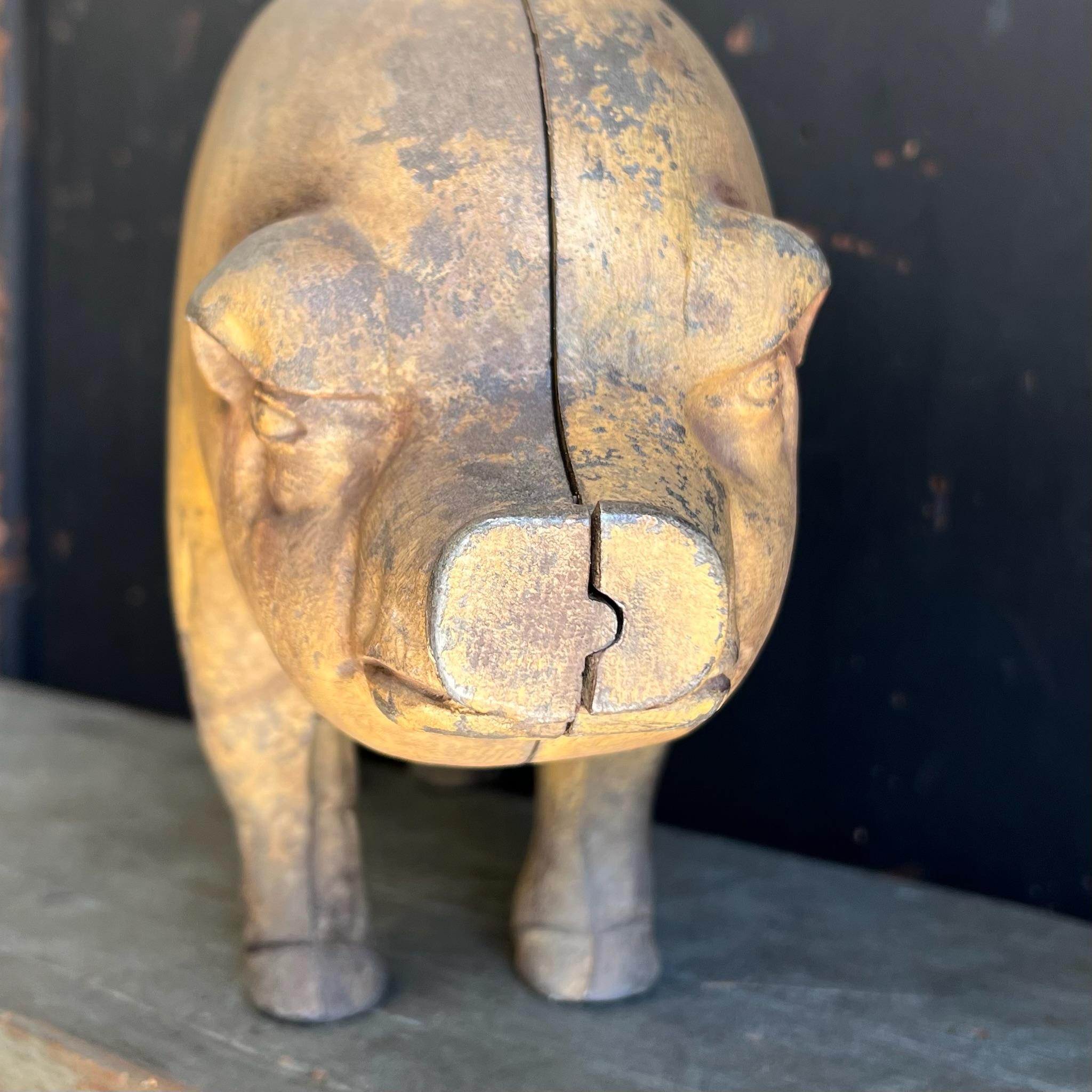 Industriale Figura di venditore di maiali anatomici in ghisa della Moorman Farm Feeds del 1930 in vendita