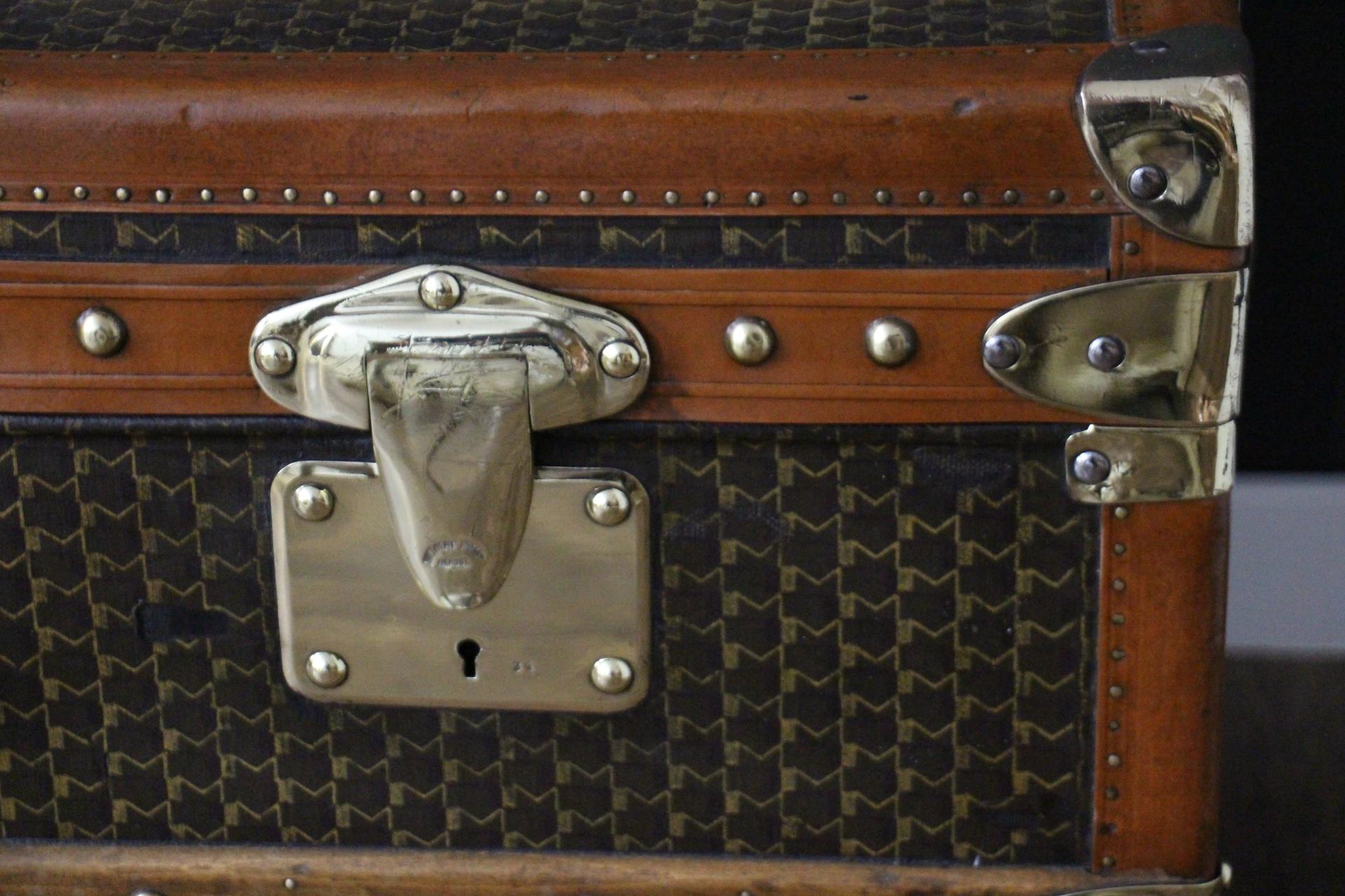 Metà XX secolo 1930's Moynat Trunk with M Pattern, 90 cm Moynat Steamer Trunk, Moynat Trunk in vendita