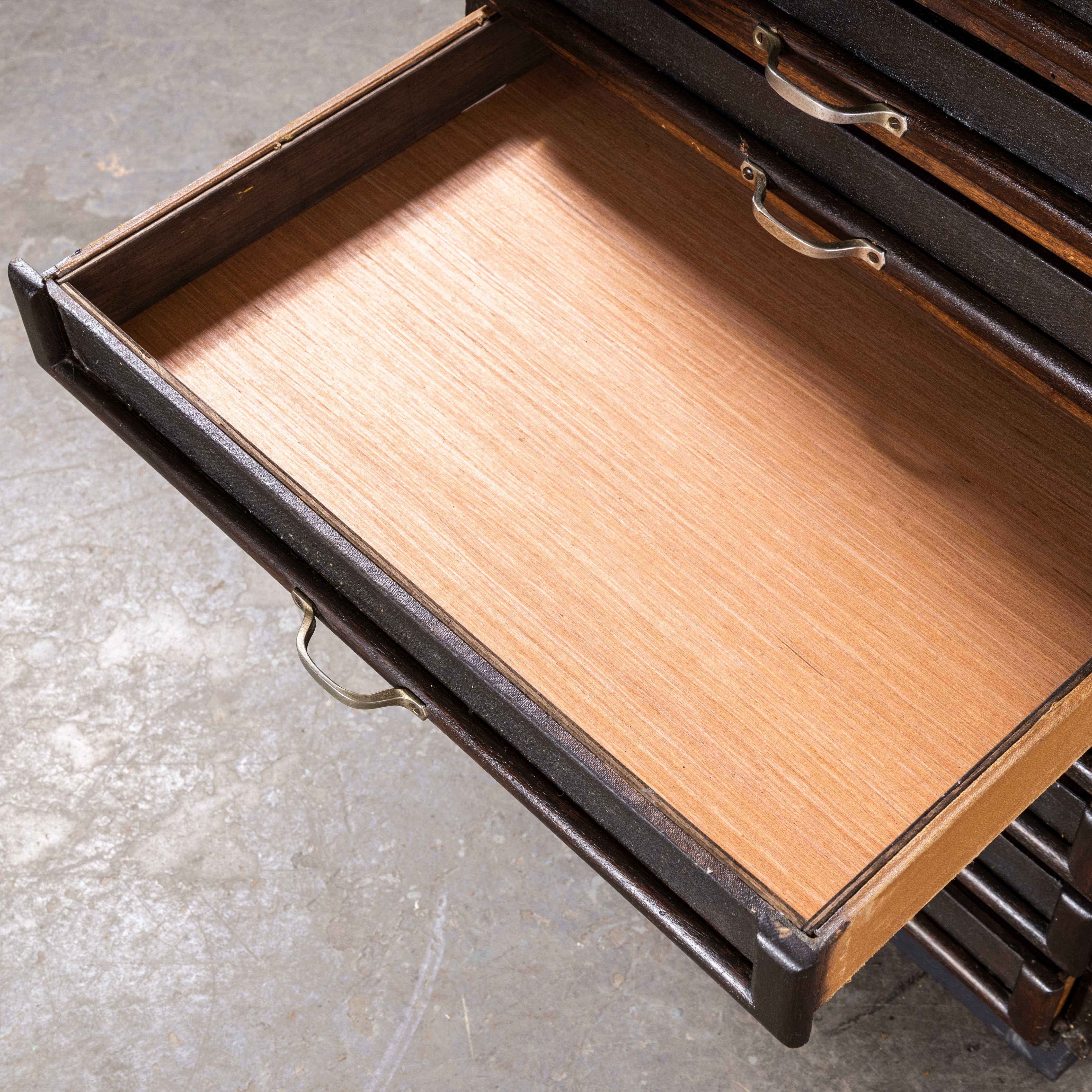 Mid-20th Century 1930's Multi Drawer Collectors Bank Of Drawers - Fifteen Drawers For Sale