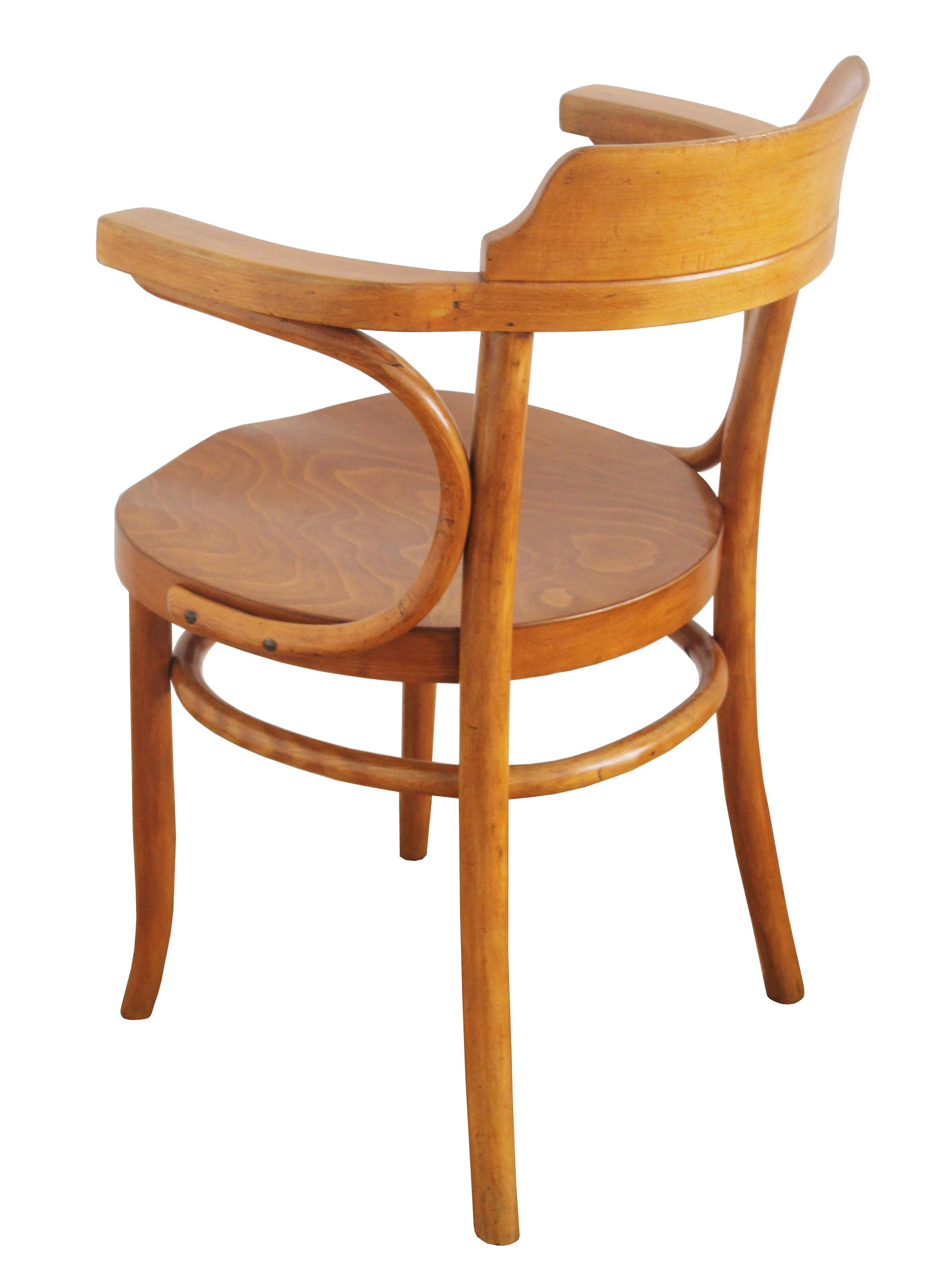 Bentwood 1930's Mundus Chair