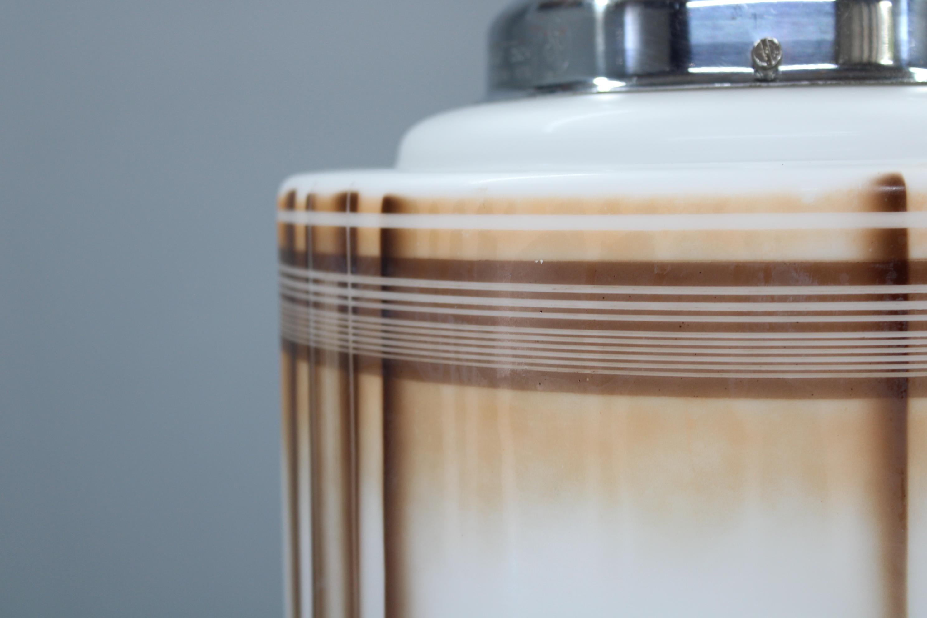 1930s NAPAKO Art Deco Pendant Light in Chrome and Glass, Restored, New Wiring In Good Condition For Sale In Praha, CZ