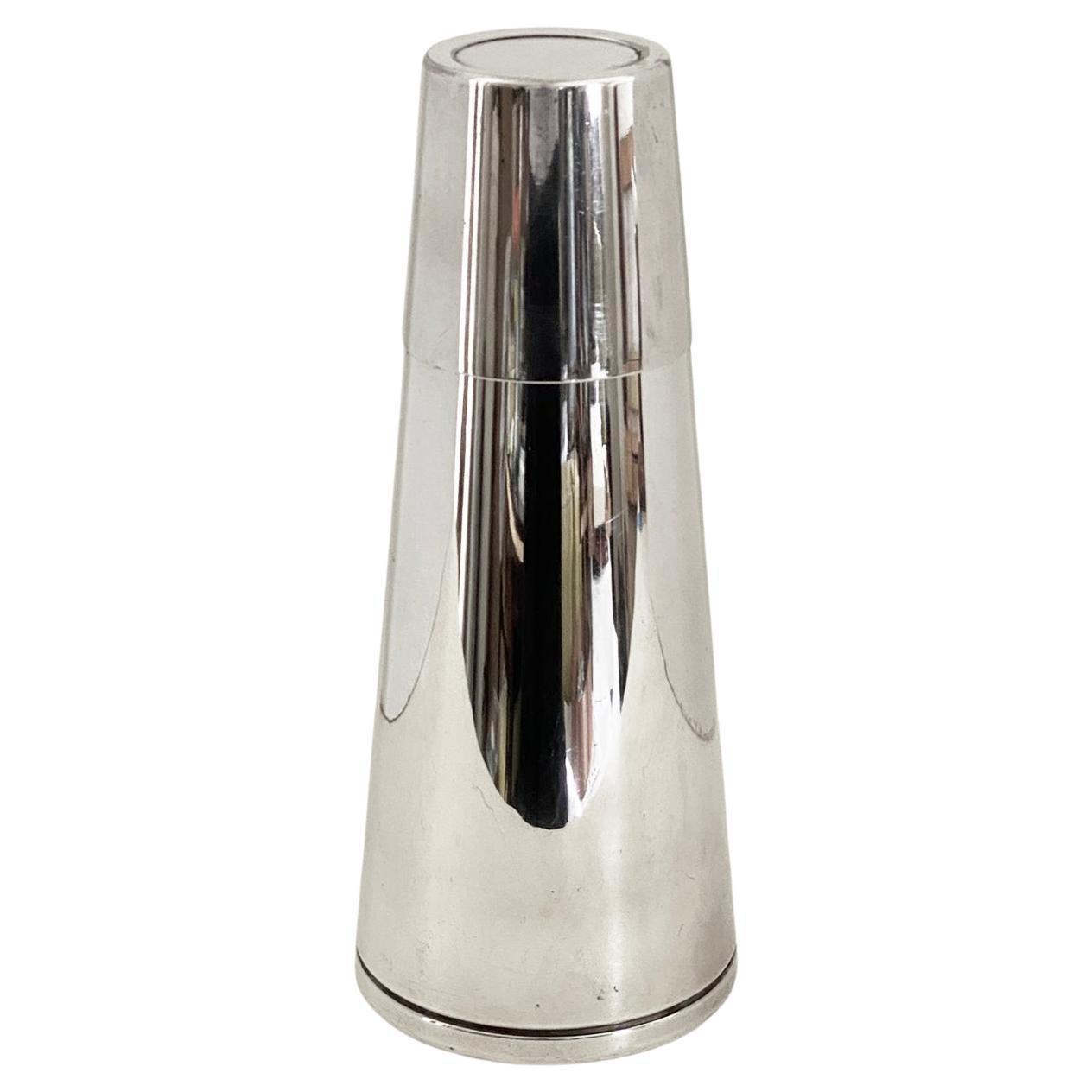 Shaker da Cocktail in lastra d'argento Napier del 1930, disegnato da Emil A. Schuelke