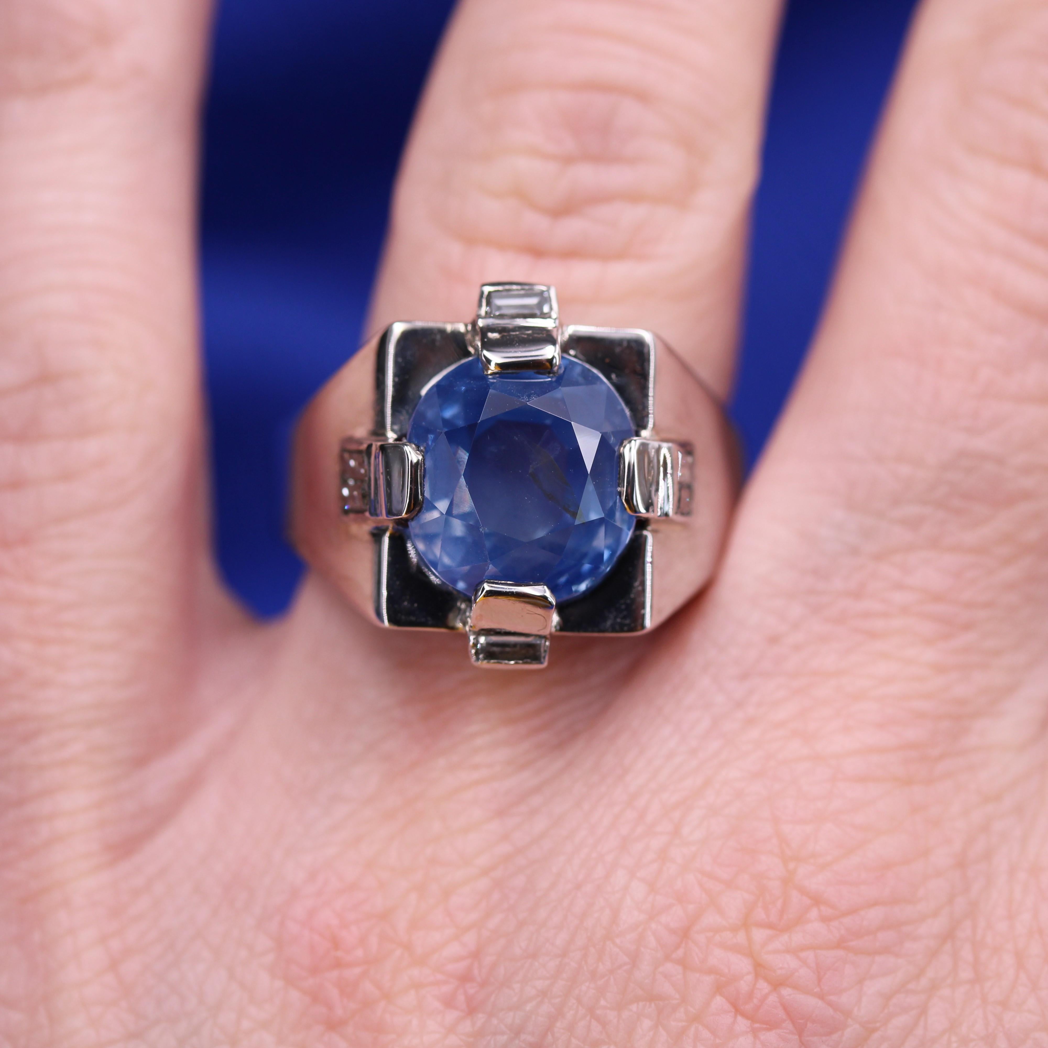 1930s Natural 9.36 Carat Ceylon Sapphire Diamond Art Deco Signet Ring For Sale 11