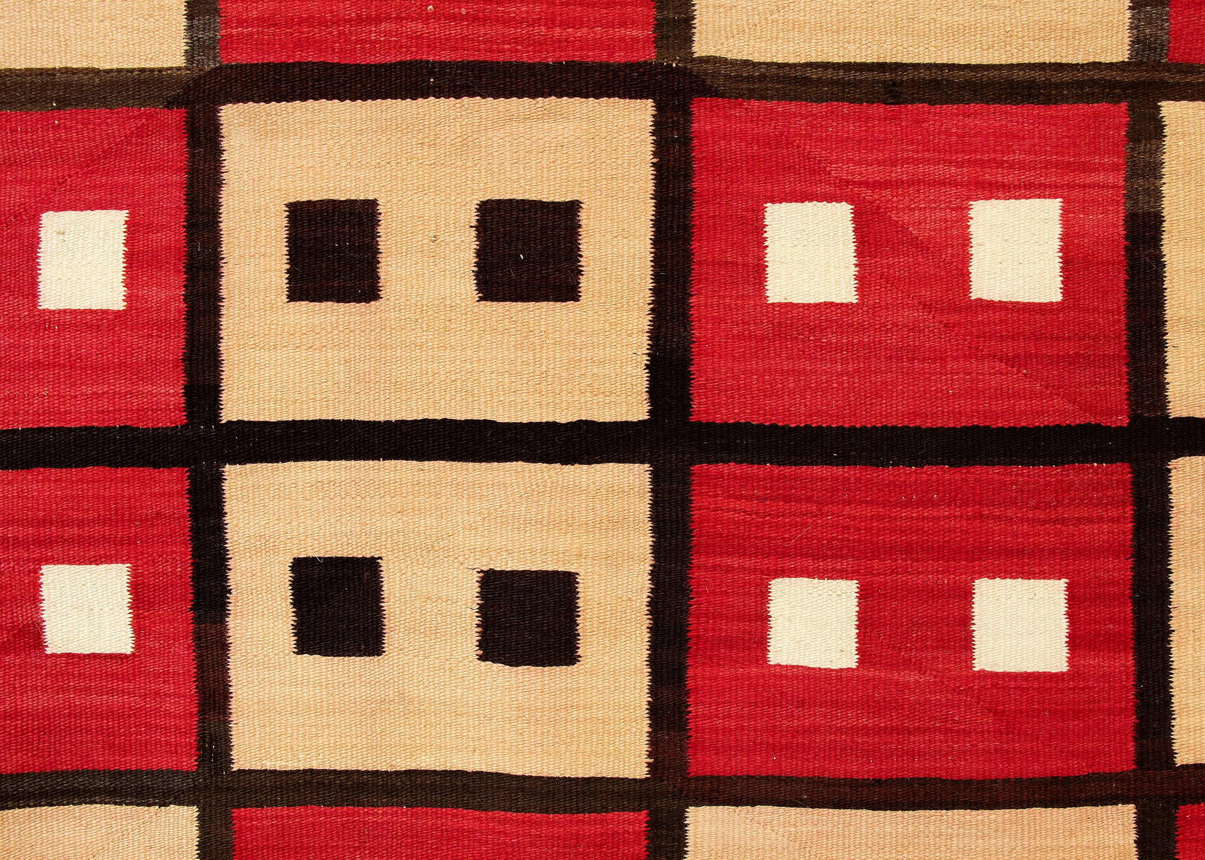1930er Navajo-Wollweberei mit Anilinfarben, elfenbeinfarben, braun und rot, Trading Post (Indigene Kunst (Nord-/Südamerika)) im Angebot