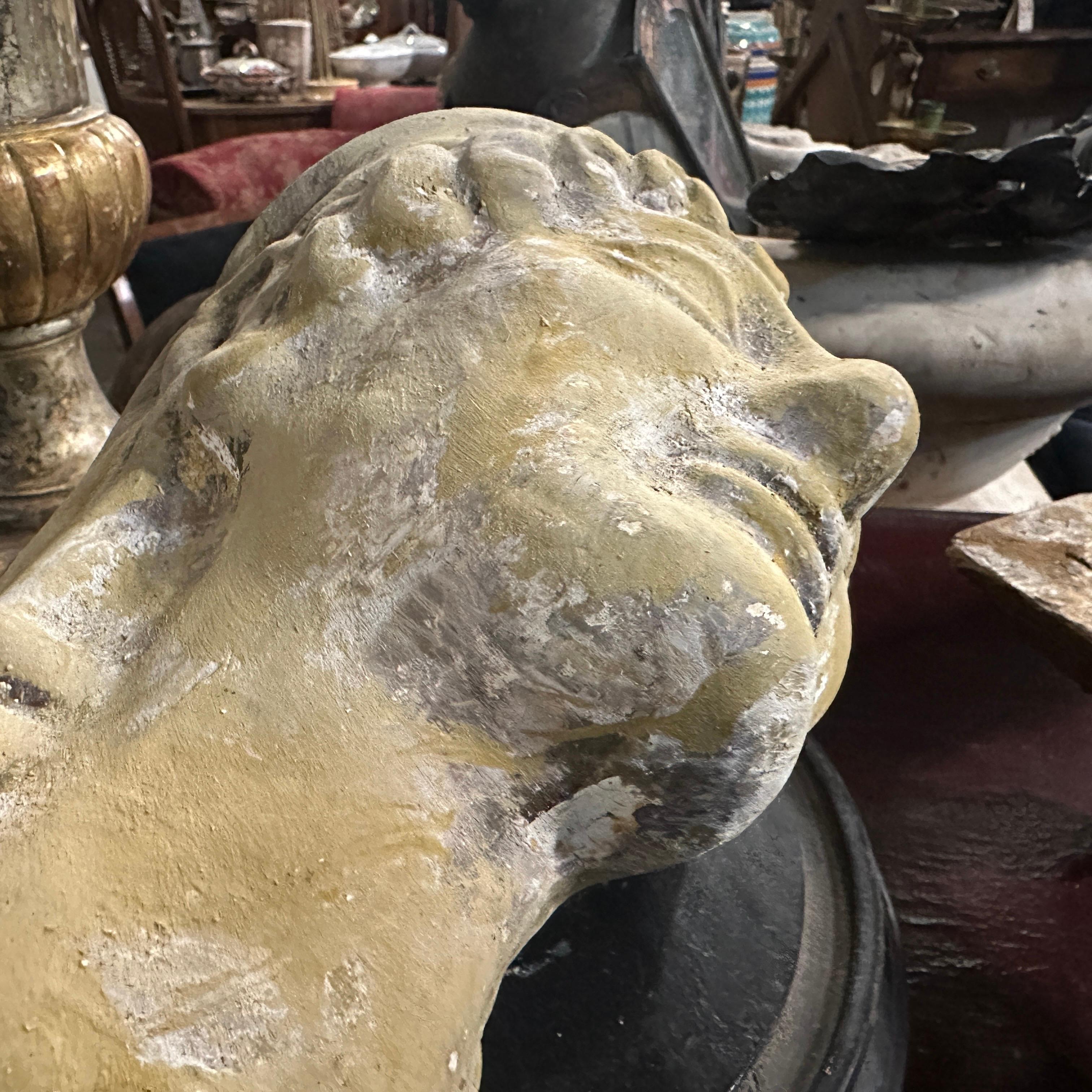 Neoclassico Busto di Apollo in terracotta siciliana Neo Craft degli anni '30, realizzato a mano in vendita