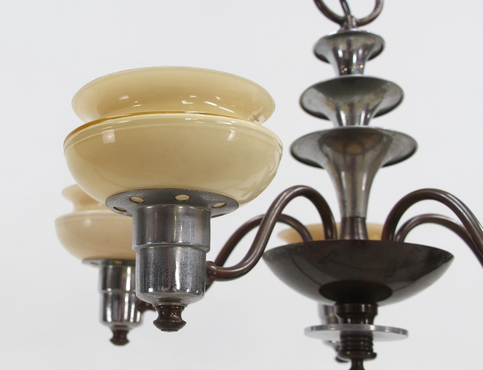 Nickel Art Deco 5 Light Chandelier Custard Shades Brass Details In Good Condition For Sale In New York, NY