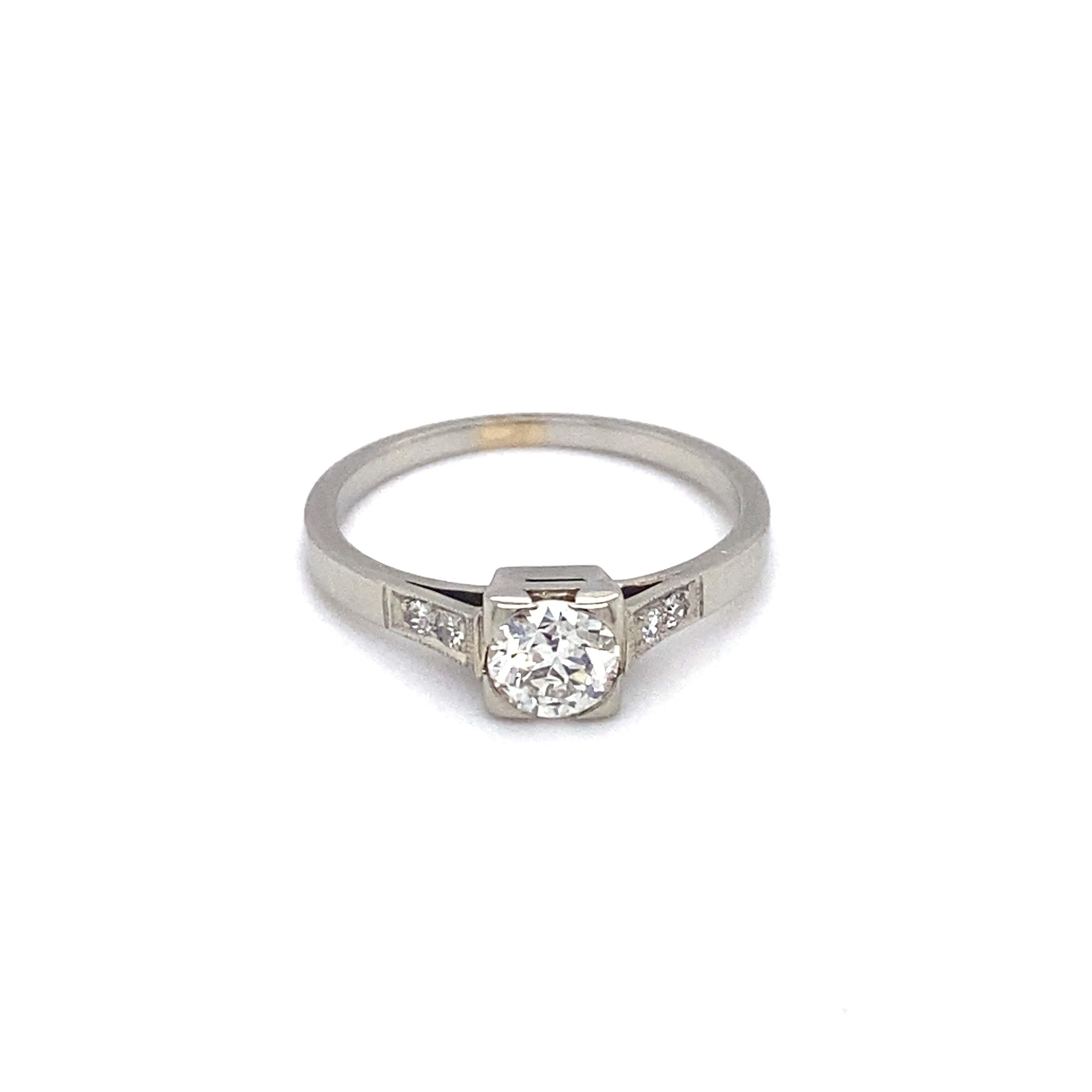 1930s Old European 0.45 Carat Diamond Engagement Ring in 18 Karat Gold In Good Condition For Sale In Atlanta, GA