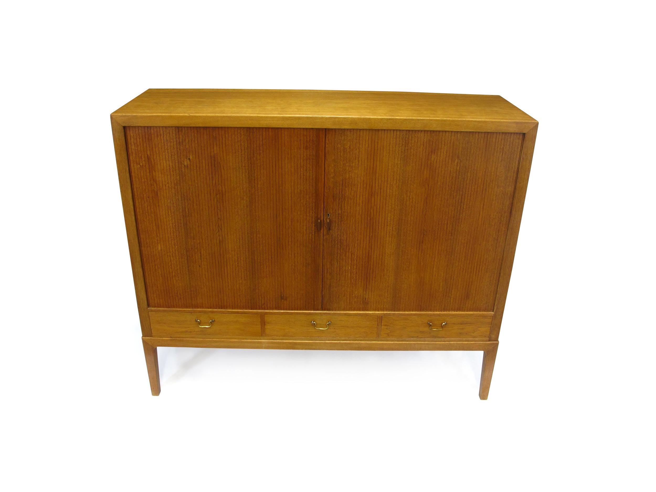 Danish 1930s Ole Wanscher Oak Sideboard Cabinet For Sale