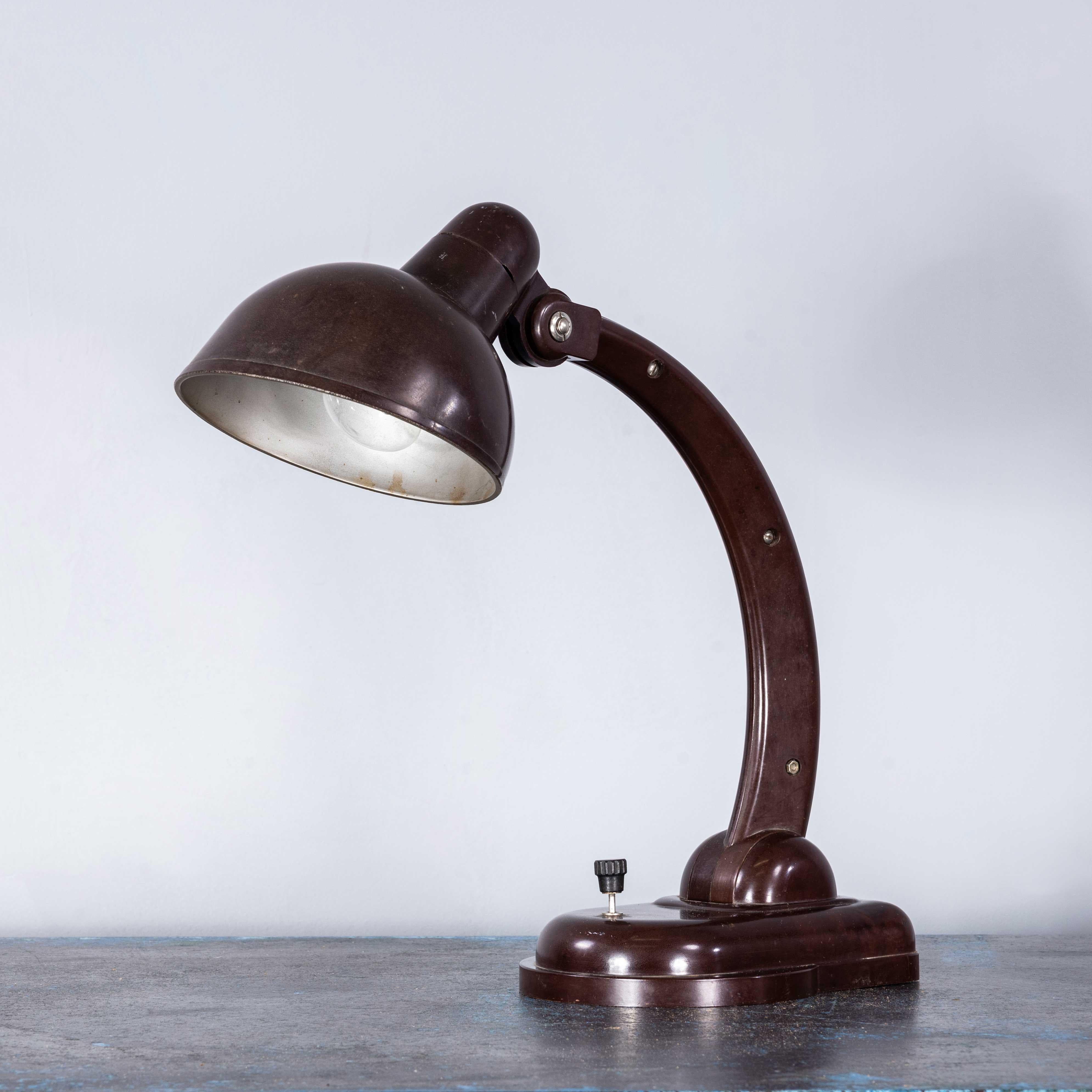 1930’s Original Adjustable German Bakelite Desk Lamp
1930’s Original German Bakelite Desk Lamp. Good honest very original Bakelite desk lamp with an adjustable main arm and tilting shade head. Our workshop has serviced and tested all the components
