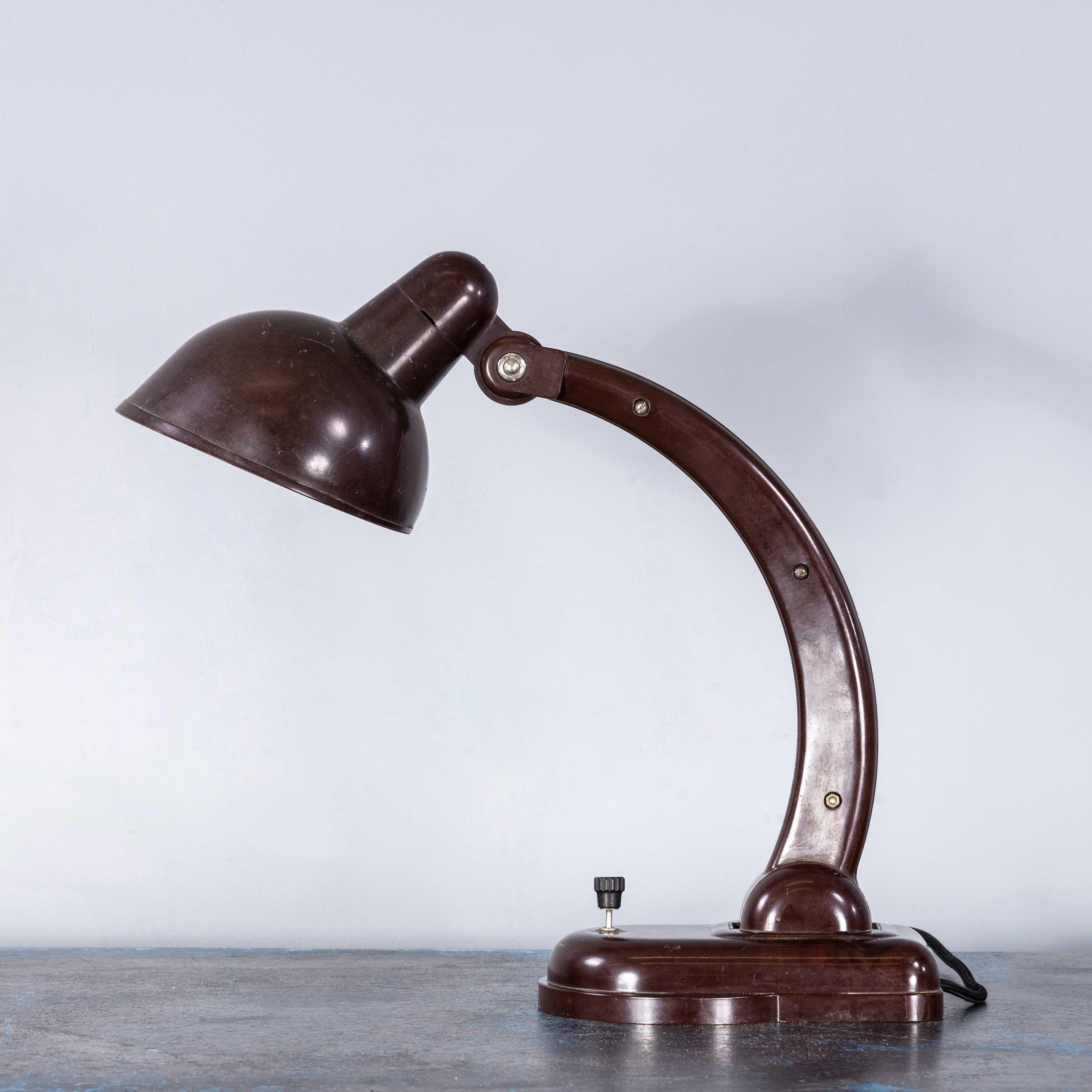 1930's Original Adjustable German Bakelite Desk Lamp For Sale 1