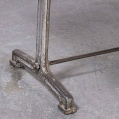 1930er Jahre Original Fischel-Bistro-Esstisch mit Gussfuß '1486.4'