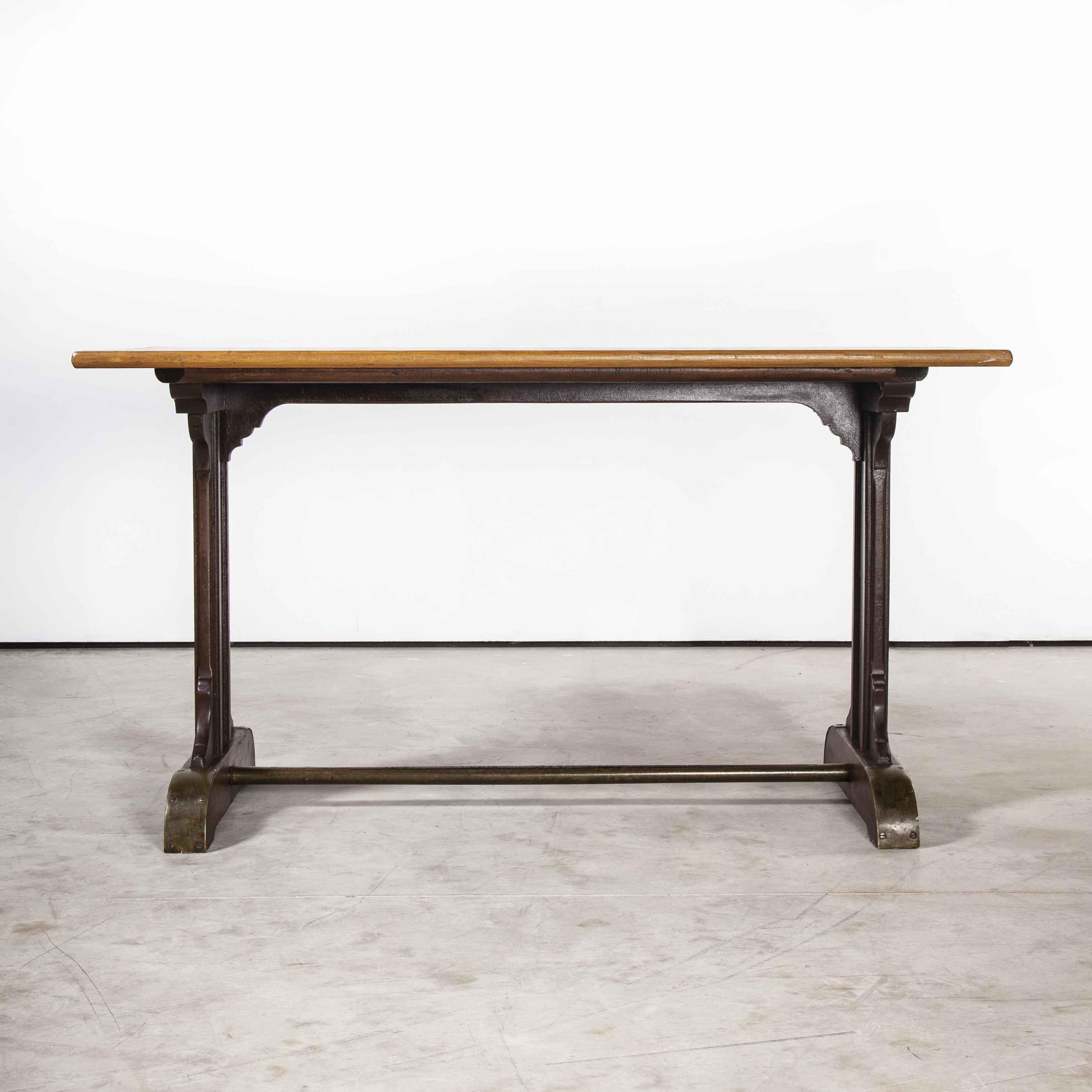 1930's Original French Café Table, Rectangular Dining Table 'Model 1114.2' For Sale 7