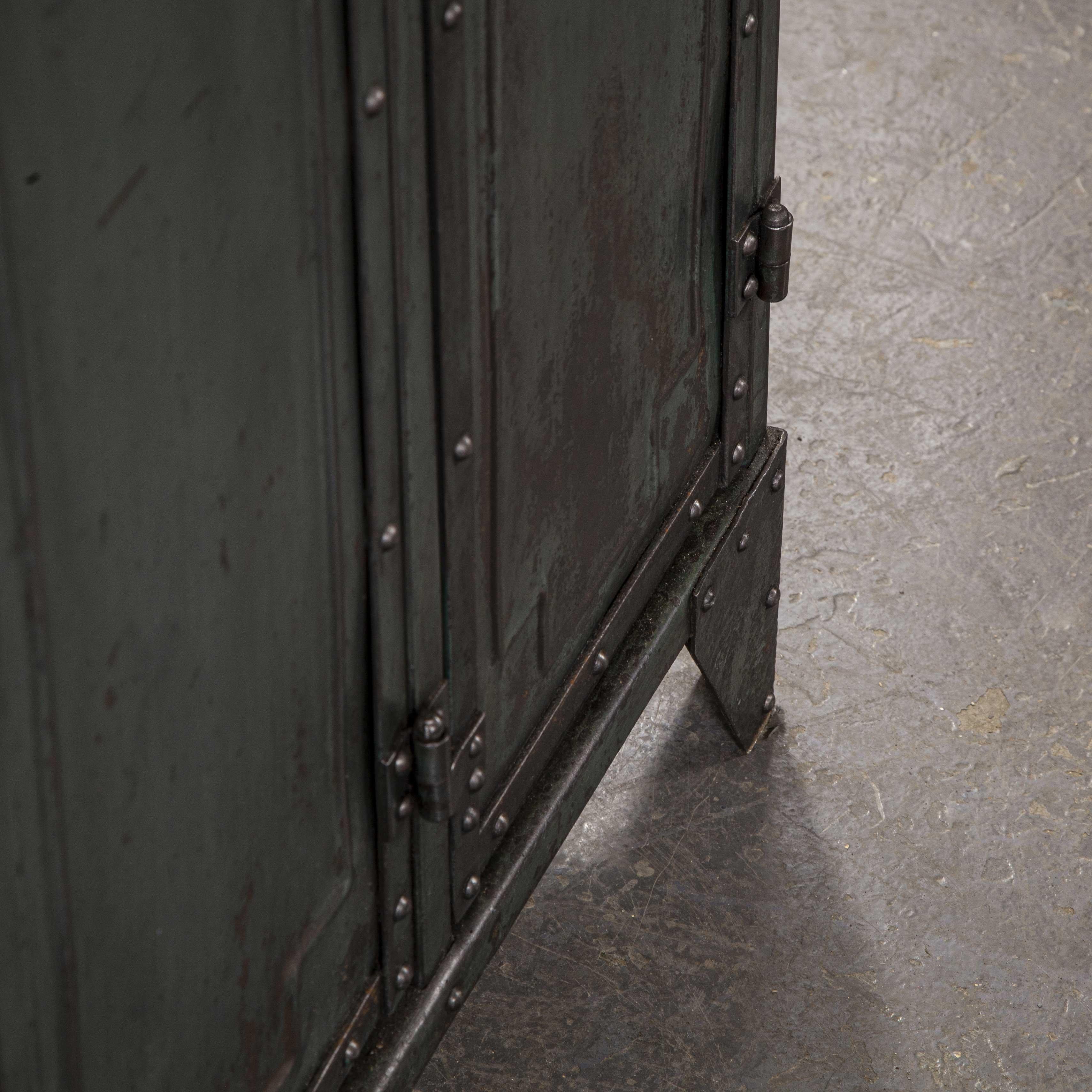 1930s Original French Metal Five-Door Locker by Gantois 5