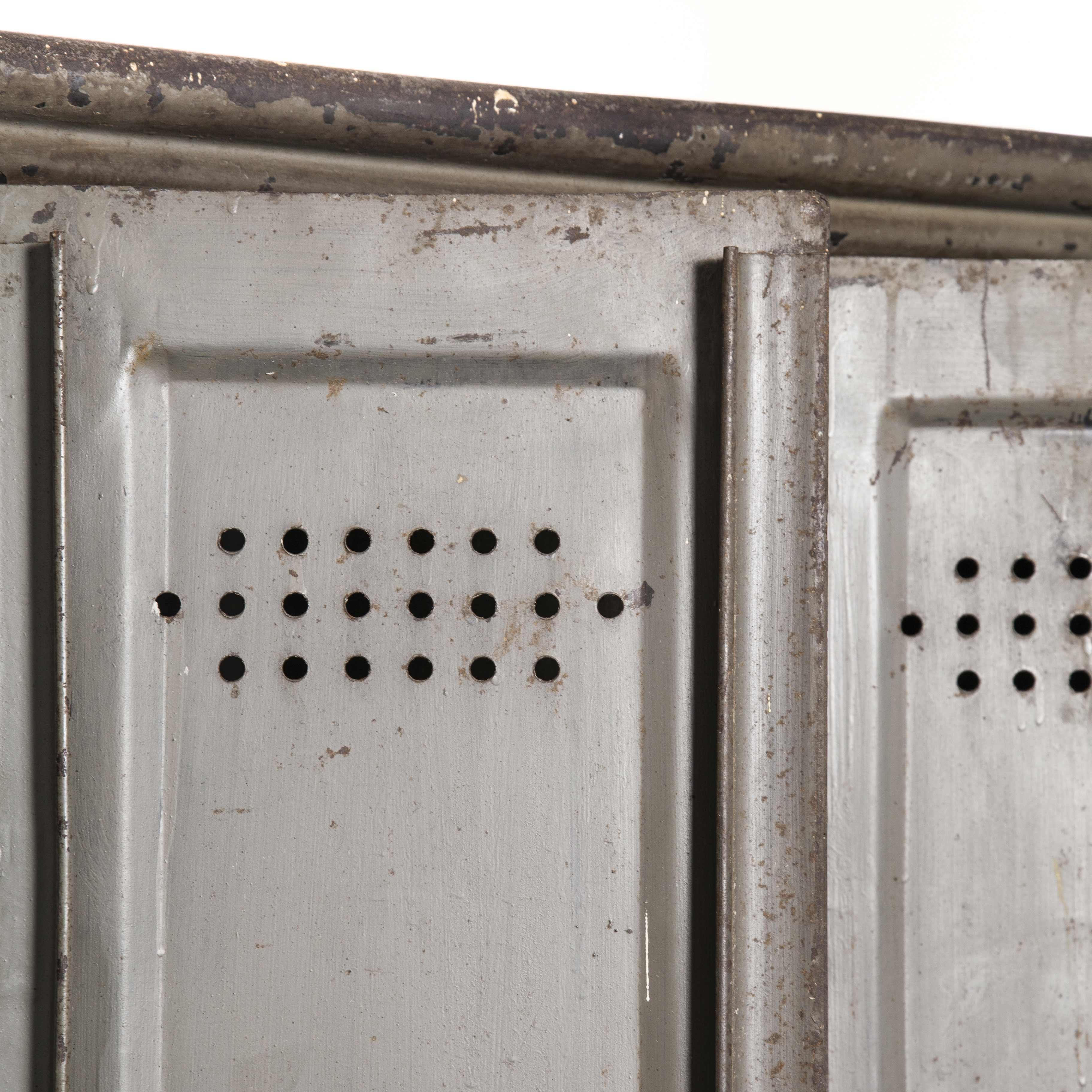 1930s Original Metal Industrial Four-Door Locker, Otto Kind Model 1 9