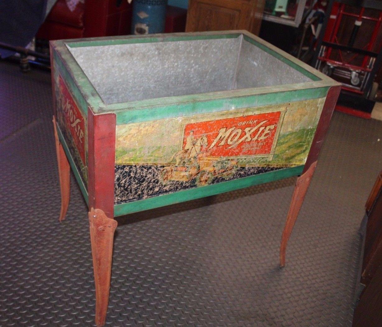 1930s Original Moxie Soda Tin Ice Chest Cooler For Sale 2