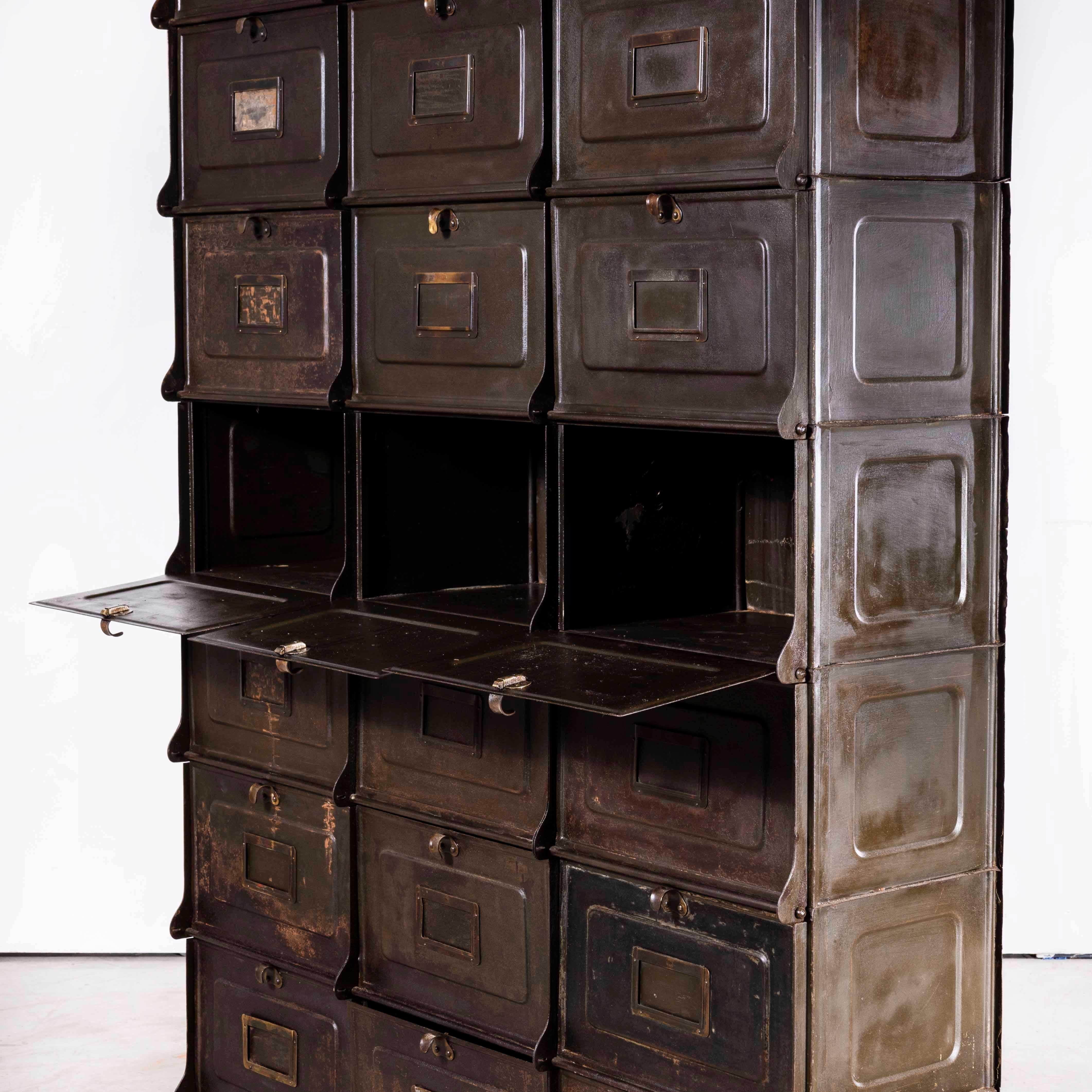 1930's Original Strafor Klappet Cabinet - Original Paint -Forge de Strasbourg For Sale 4