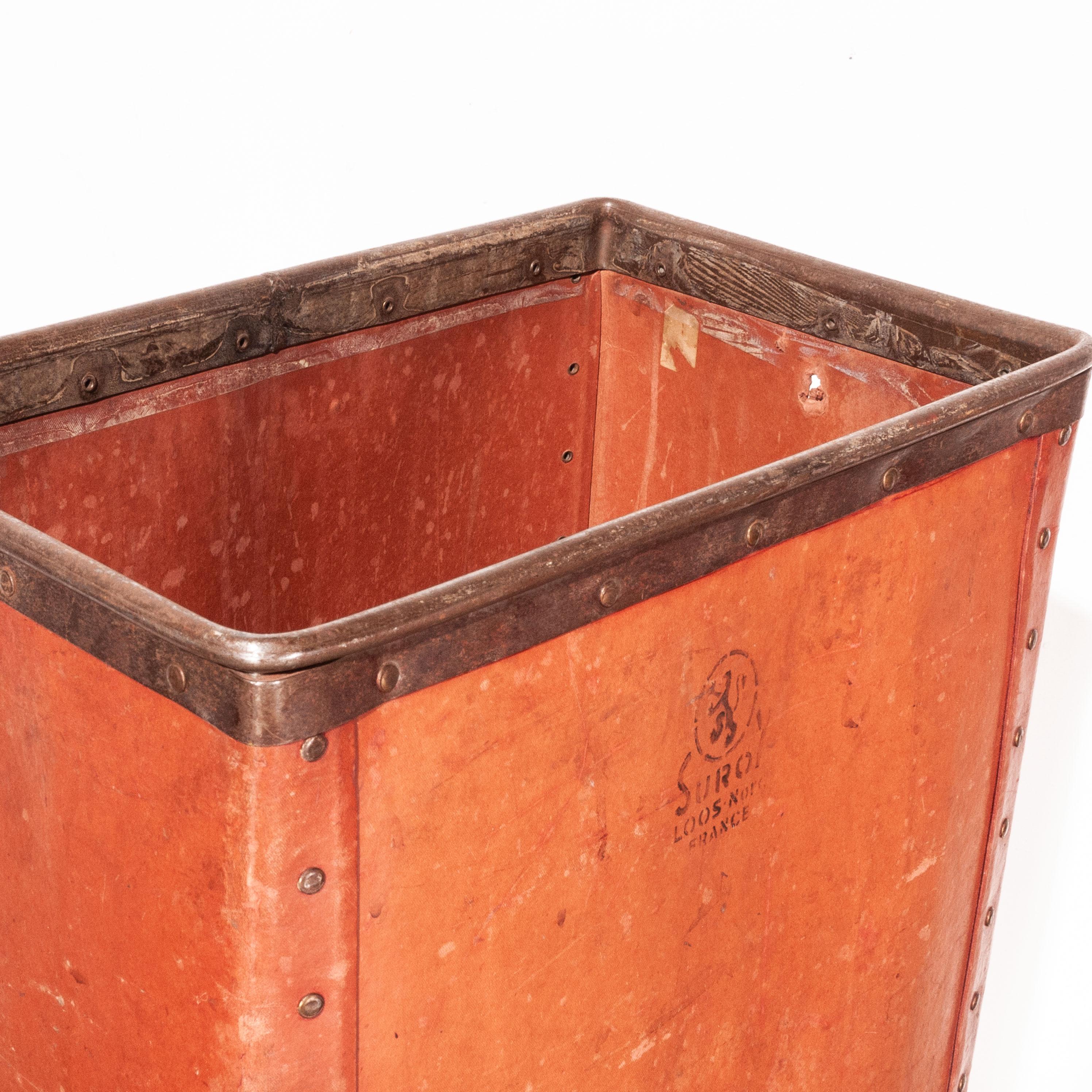 1930s Original Suroy Very Tall Industrial Storage Box, with Grab Handles In Good Condition For Sale In Hook, Hampshire
