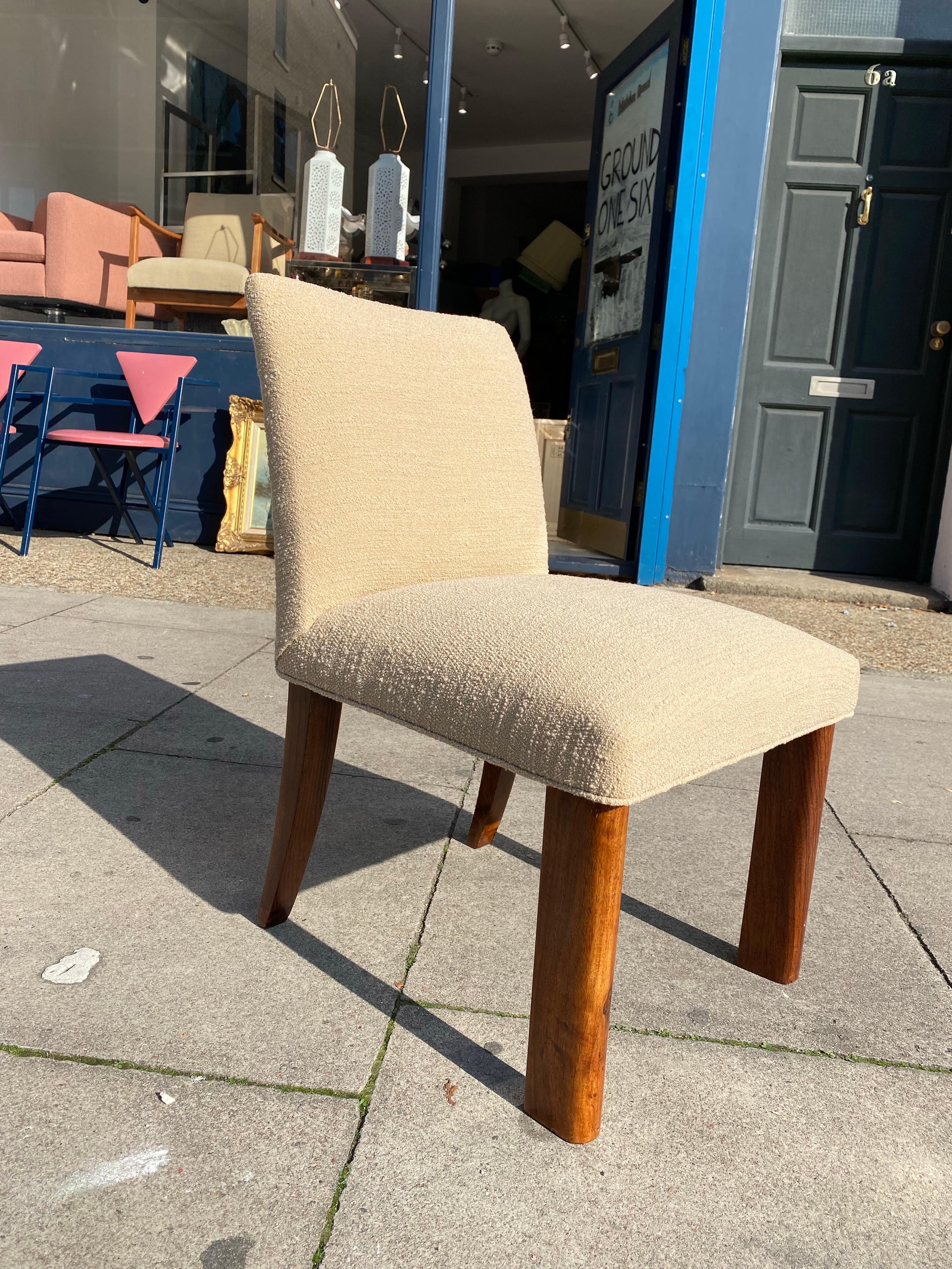 1930 Osvaldo Borsani attribuito a una sedia in legno di palissandro, lana, Italia Art Déco in vendita 7