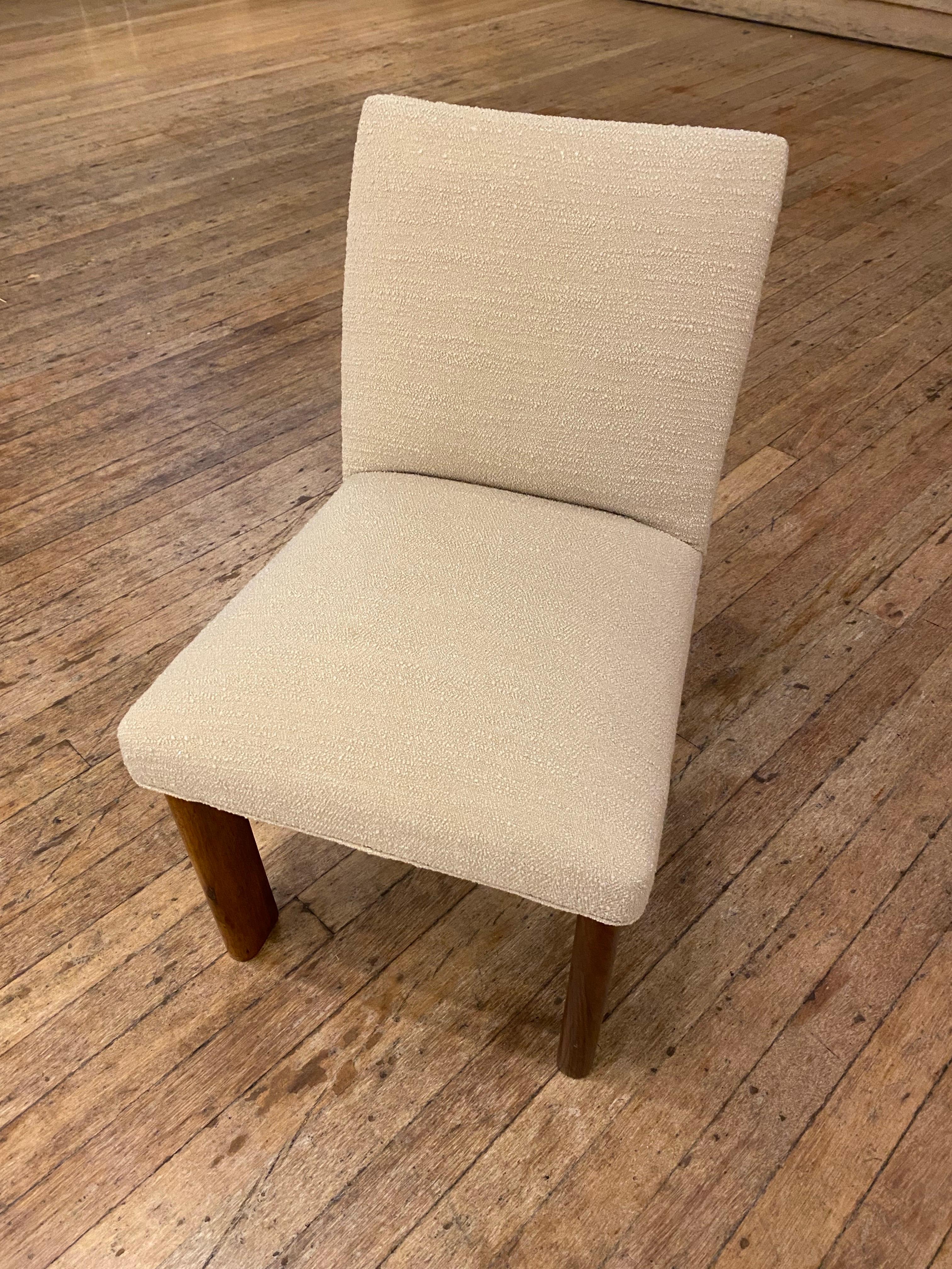 Tessuto 1930 Osvaldo Borsani attribuito a una sedia in legno di palissandro, lana, Italia Art Déco in vendita