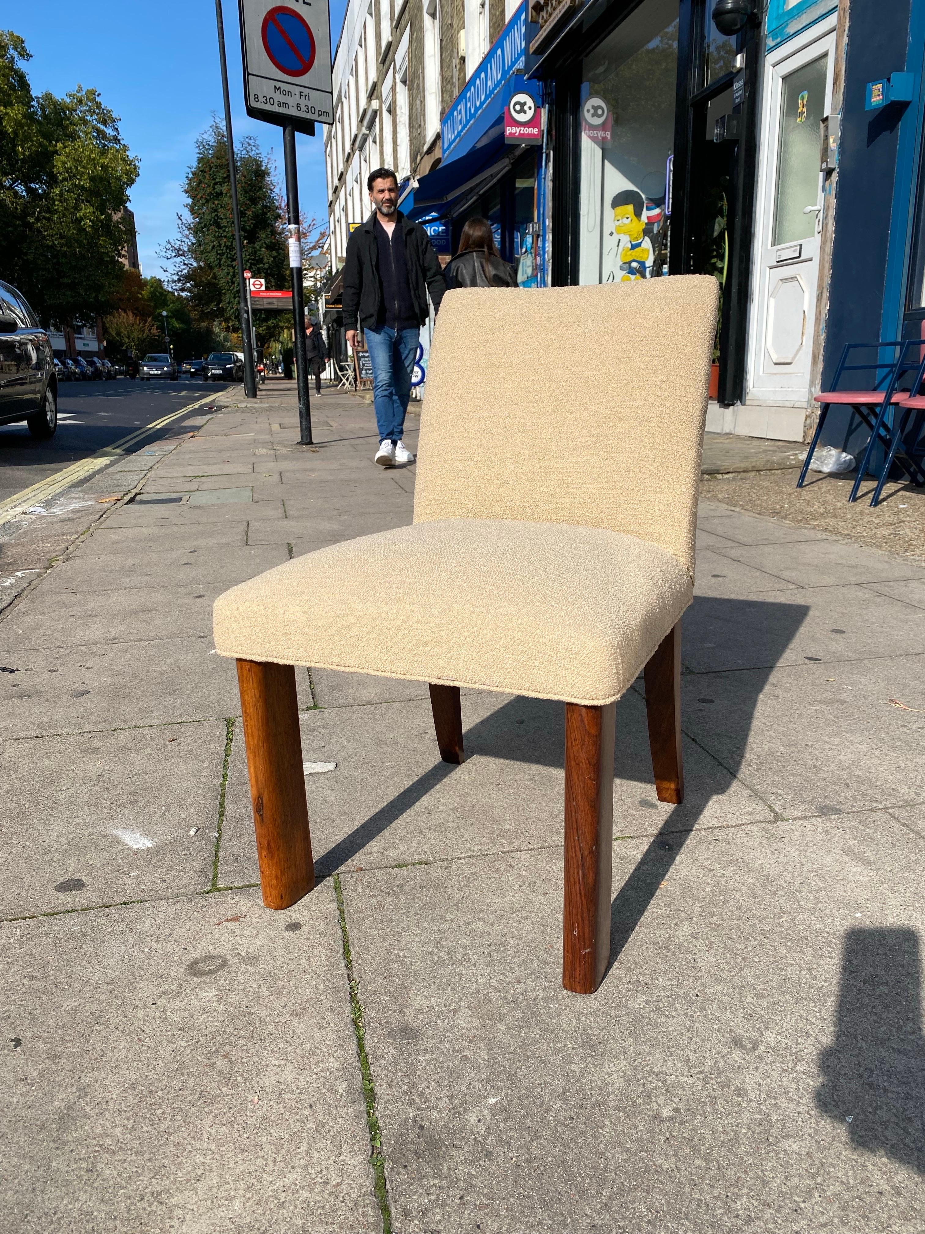 1930 Osvaldo Borsani attribuito a una sedia in legno di palissandro, lana, Italia Art Déco in vendita 2