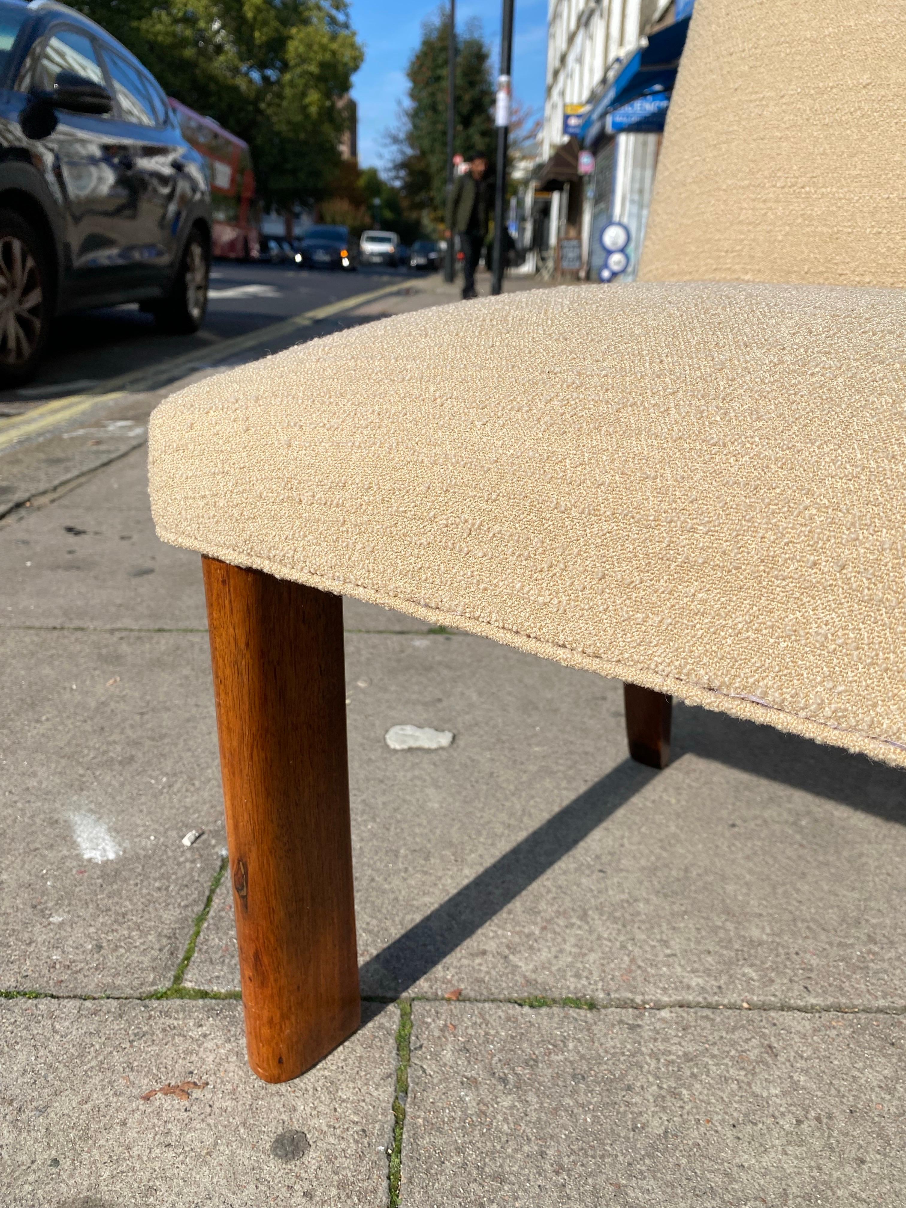 1930 Osvaldo Borsani attribuito a una sedia in legno di palissandro, lana, Italia Art Déco in vendita 3