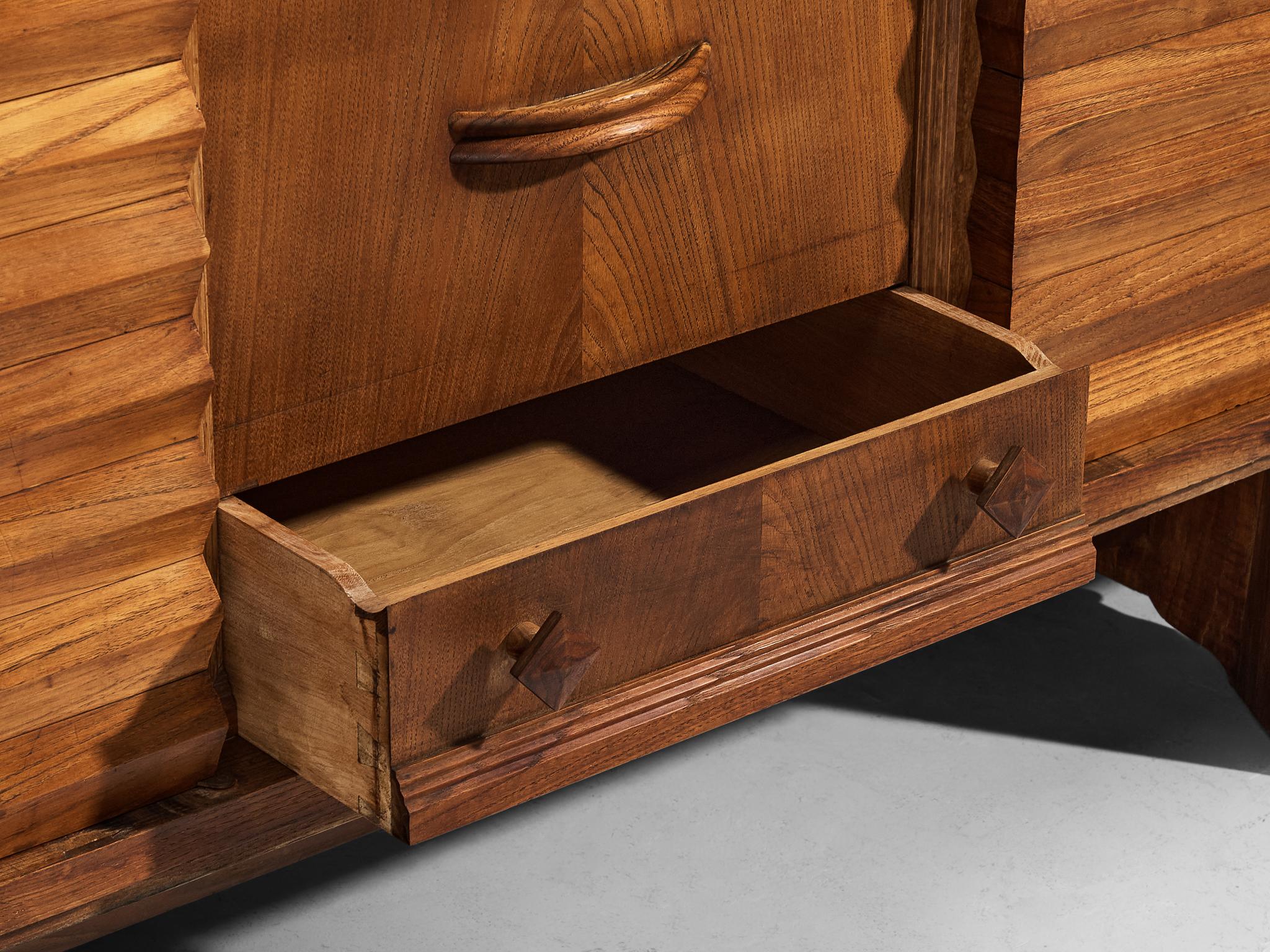 1930s Osvaldo Borsani for ABV Sideboard in Chesnut For Sale 3