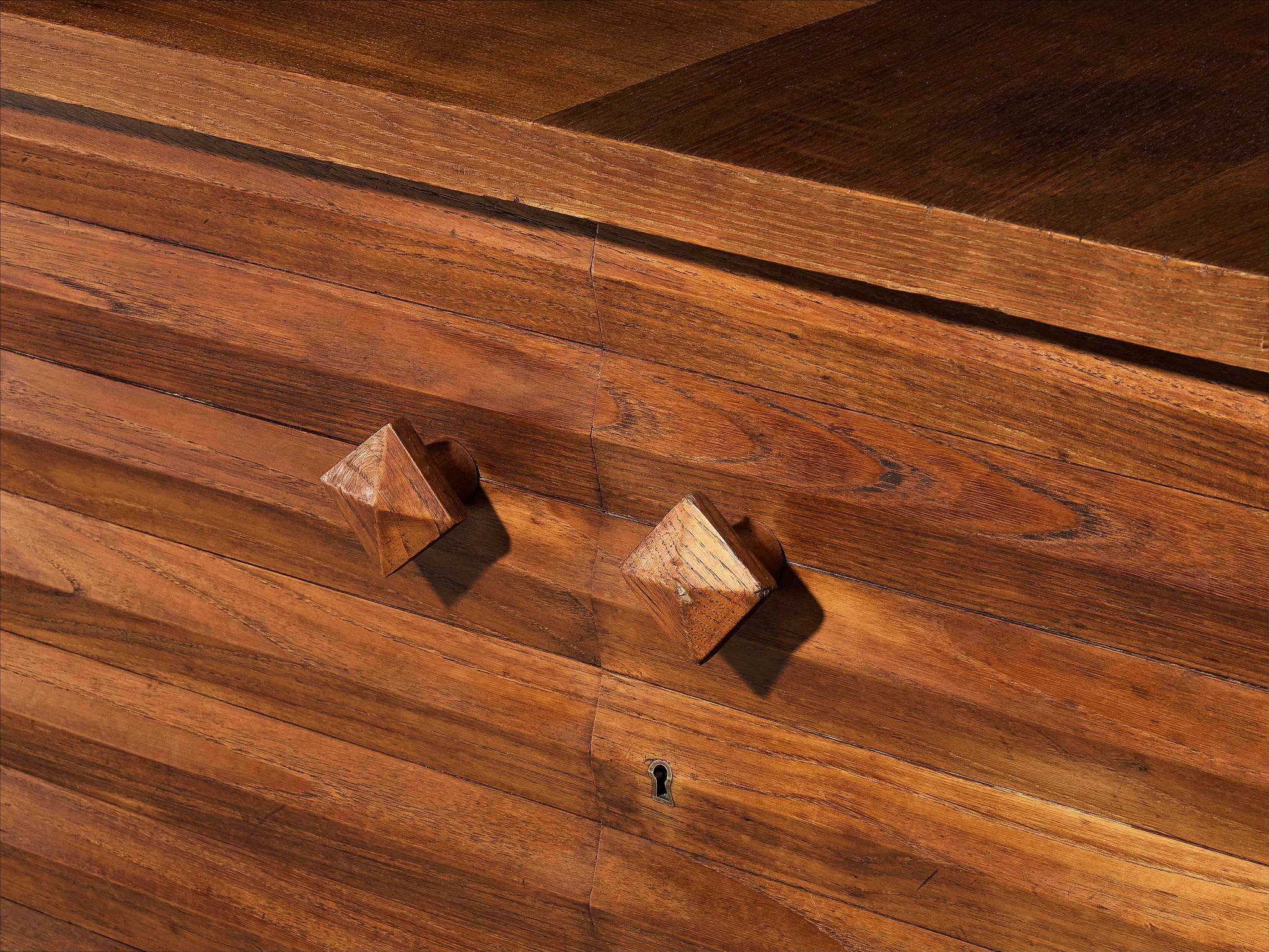 1930s Osvaldo Borsani for ABV Sideboard in Chesnut For Sale 2