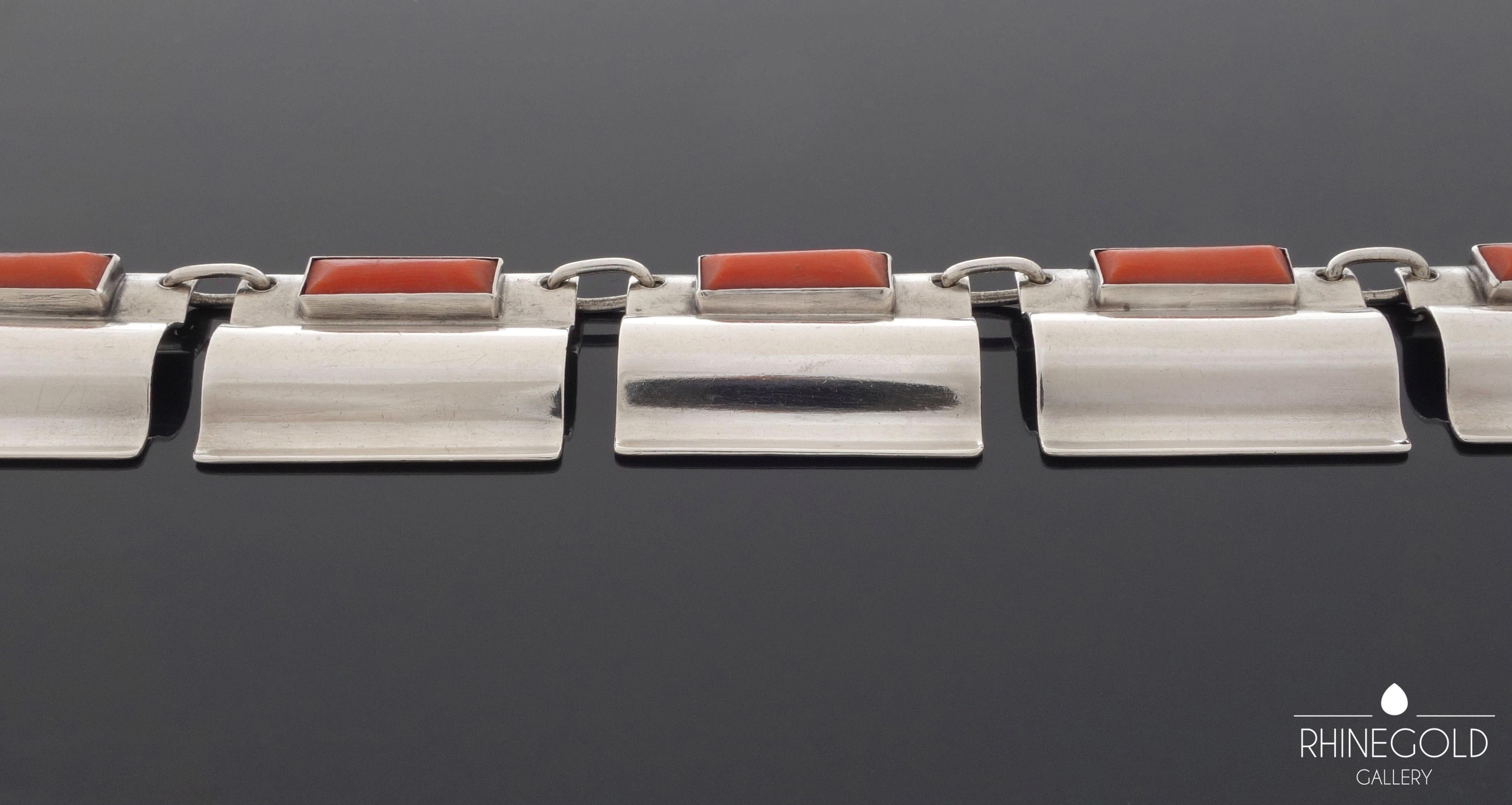 1930s Otto Stüber Art Deco Coral Silver Necklace
800 silver, natural red coral 
Length 39.5 cm (approx. 15 9/16