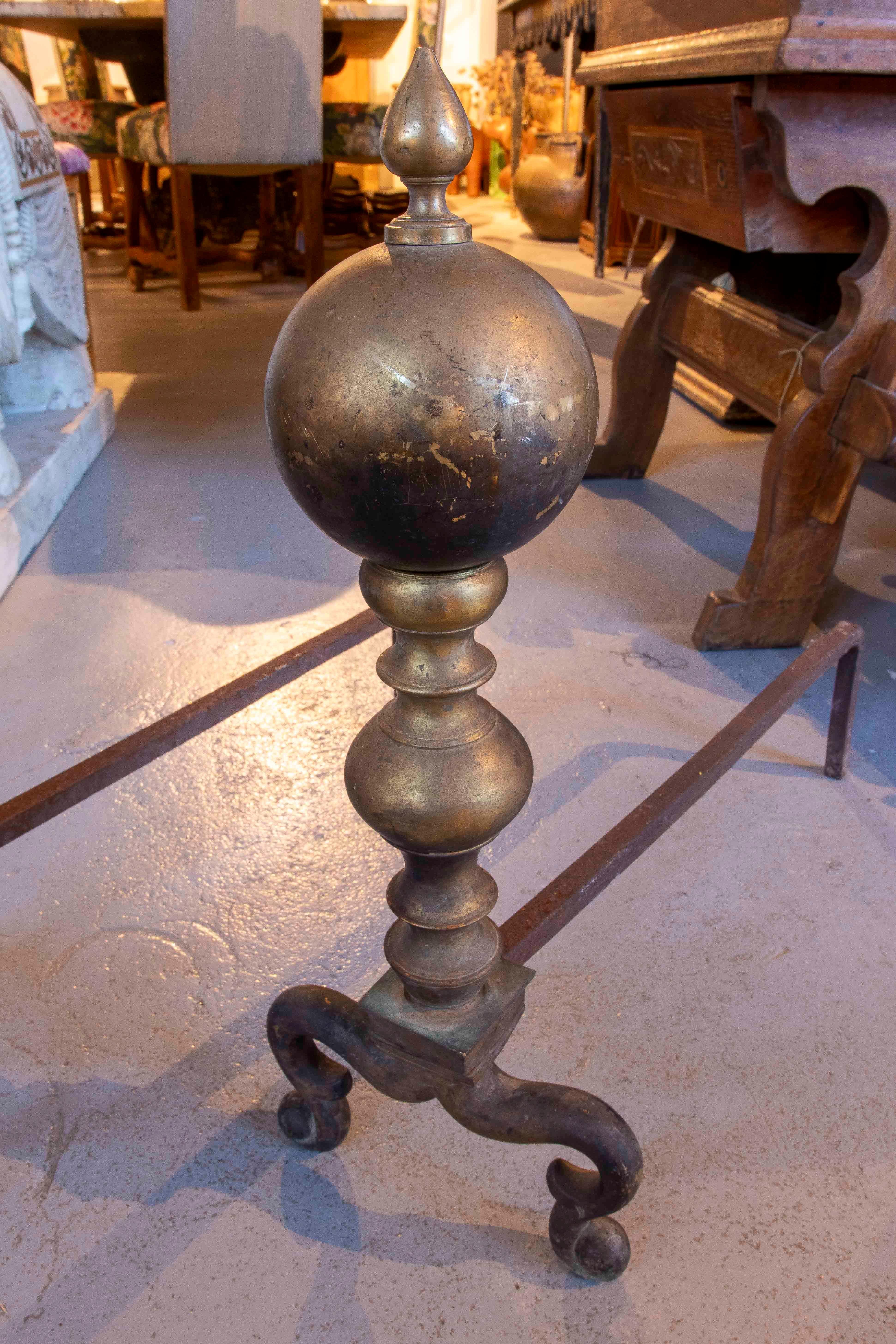 Spanish 1930s Pair of Antique Andirons in Turned Bronze with Iron Base For Sale