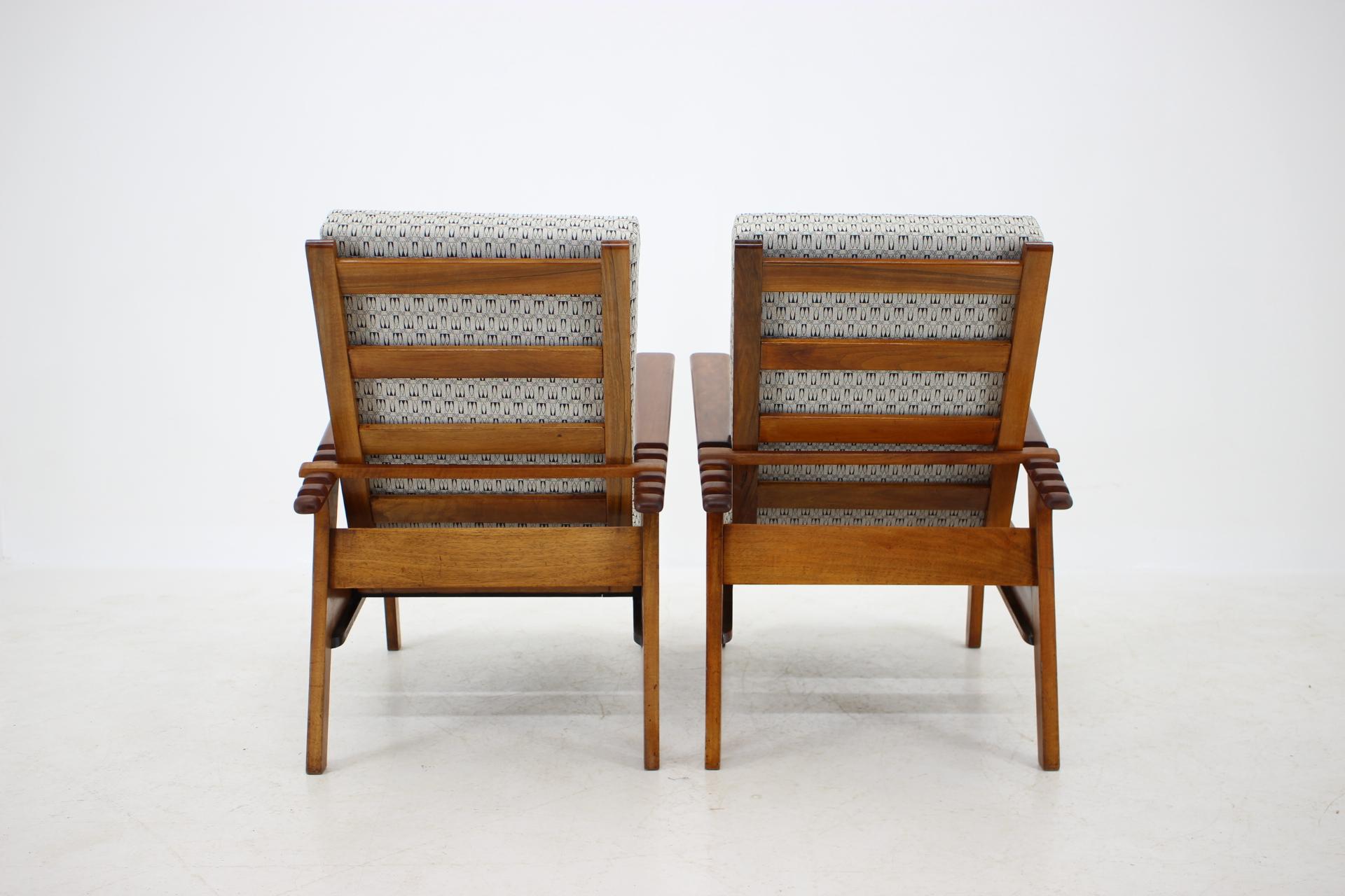 1930s Pair of Antonin Heythum Very Rare Armchairs and Stools, Czechoslovakia For Sale 5