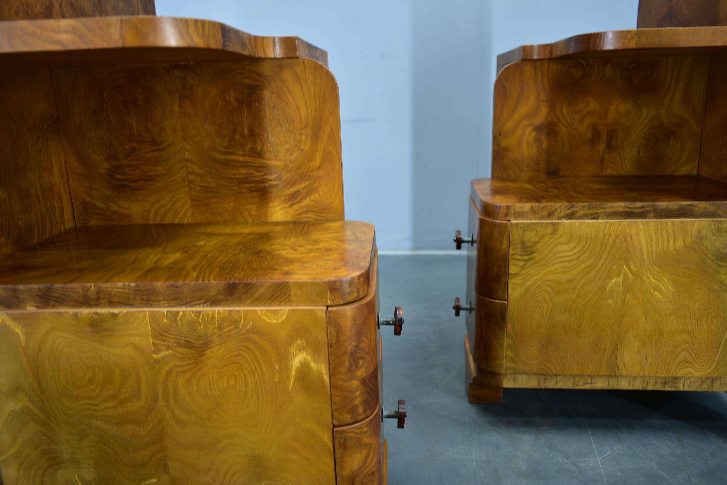 1930s Pair of Art Deco Bedside Tables, Czechoslovakia For Sale 6