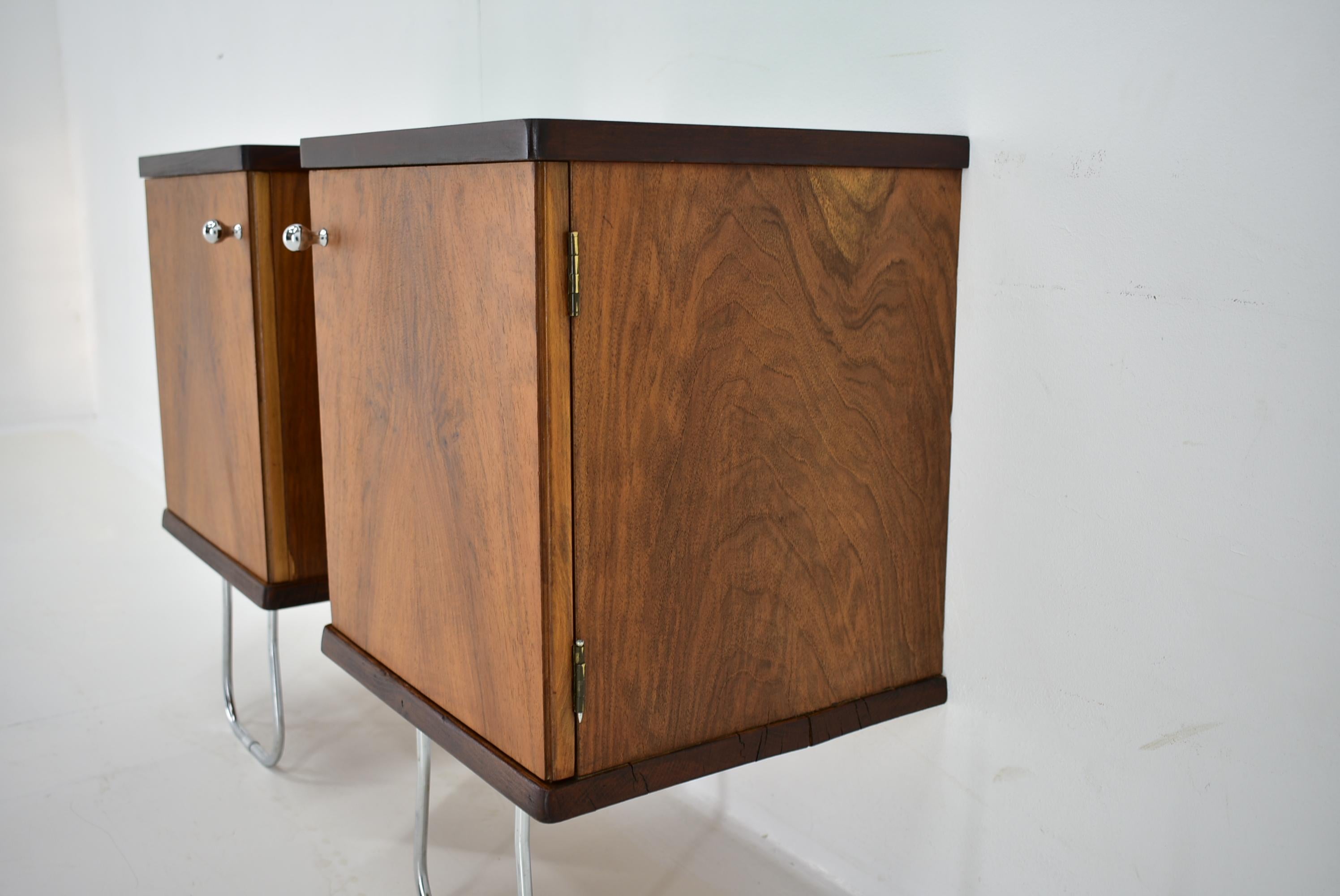Mid-20th Century 1930s Pair of Art Deco Bedside Tables, Czechoslovakia For Sale