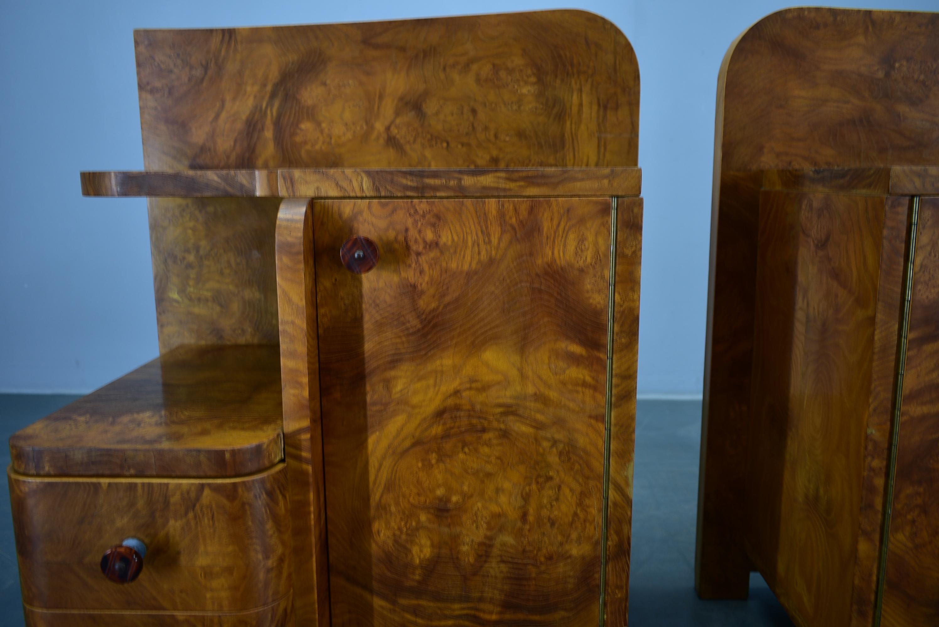 1930s Pair of Art Deco Bedside Tables, Czechoslovakia For Sale 2