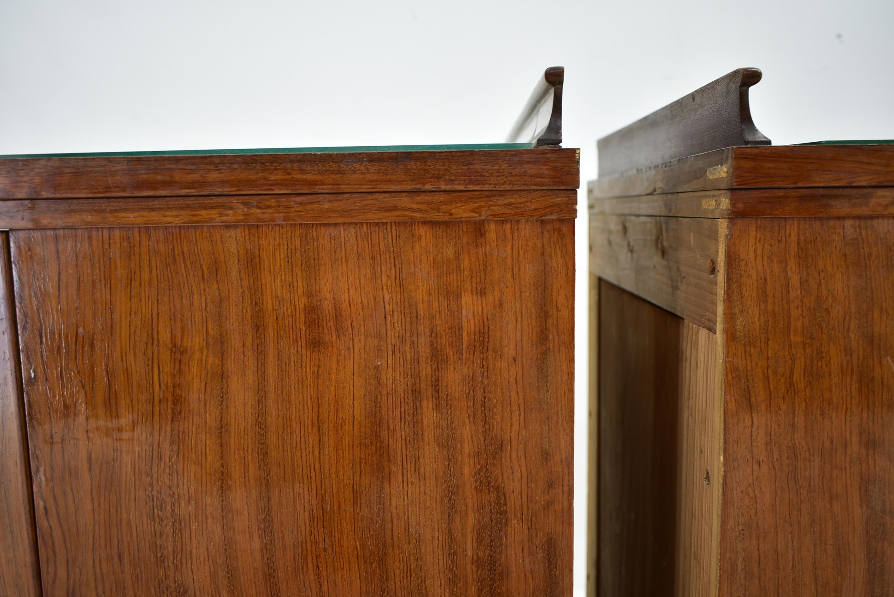 1930s Pair of Art Deco Bedside Tables, Czechoslovakia For Sale 3