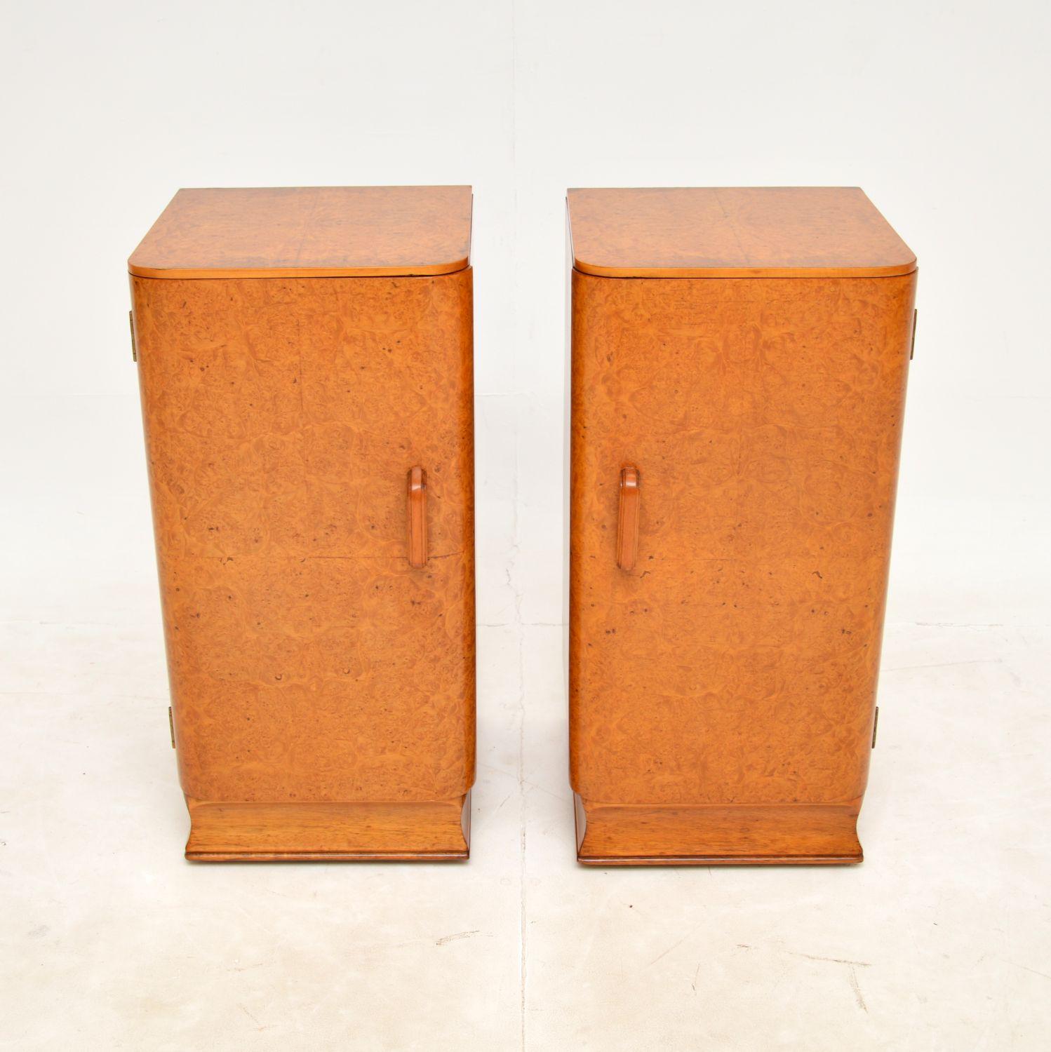 A stunning pair of original Art Deco period bedside cabinets in birds eye maple. They were made in England, they date from the 1930s.

They are of excellent quality and are a vert useful size. The birds eye maple has a gorgeous colour tone and