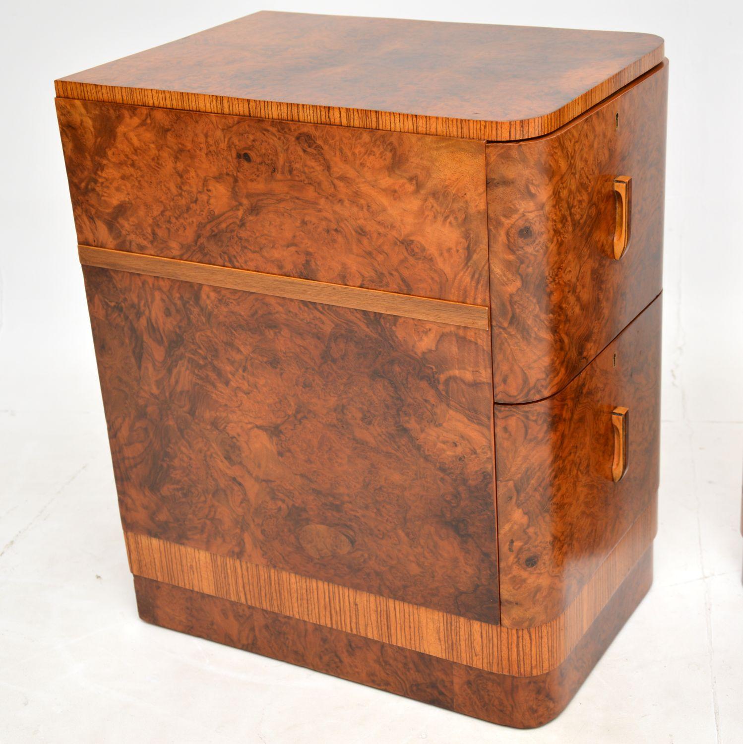 1930's Pair of Art Deco Burr Walnut Bedside Chests 6