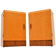 1930s Pair of Art Deco Maple and Walnut Bedside Cabinets 1930s Pair of Art Deco Maple and Walnut Bedside Cabinets