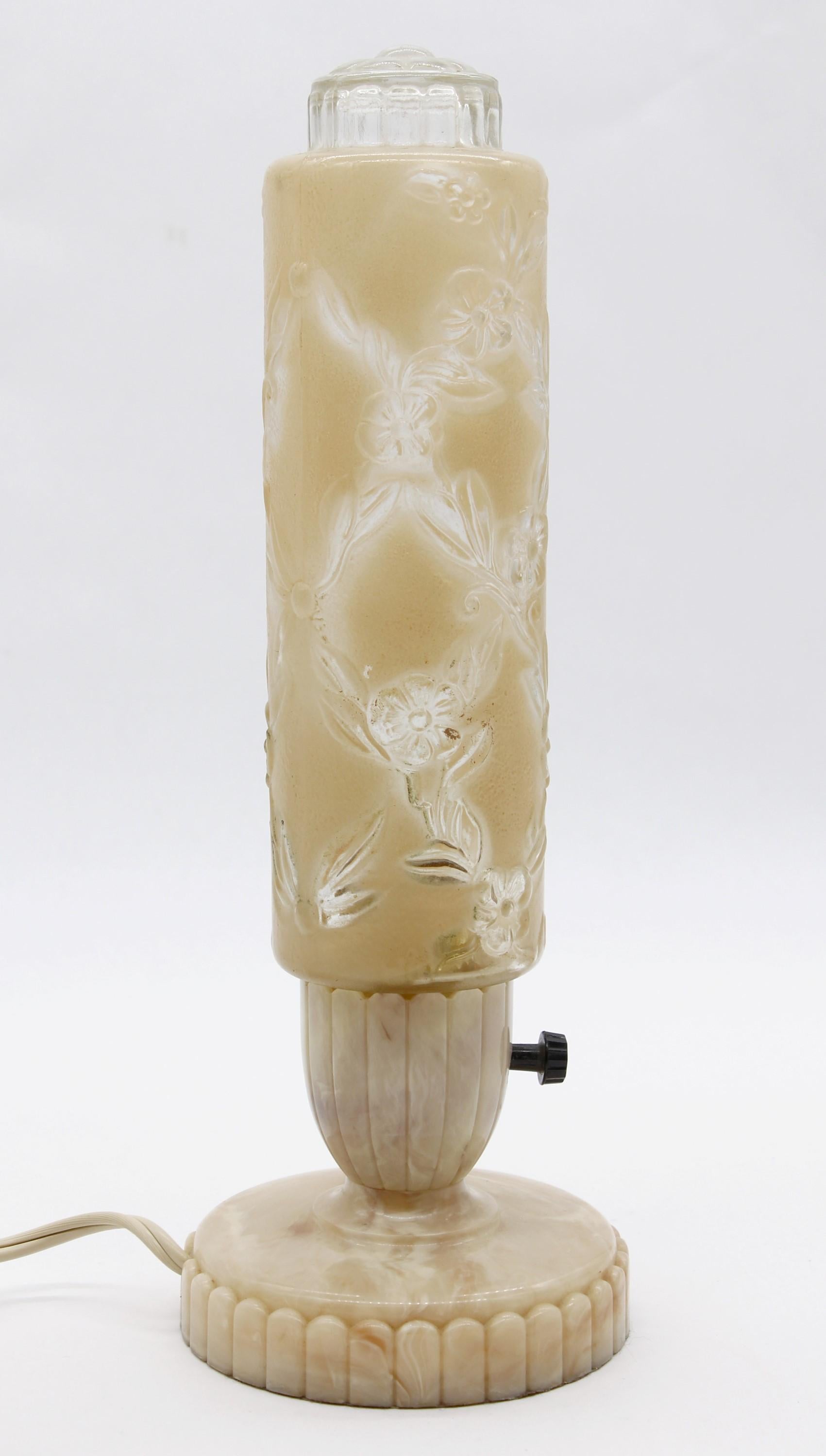 1930s Pair of Art Deco Vanity Lamps W/ Floral Design on Beige Cast Glass 5