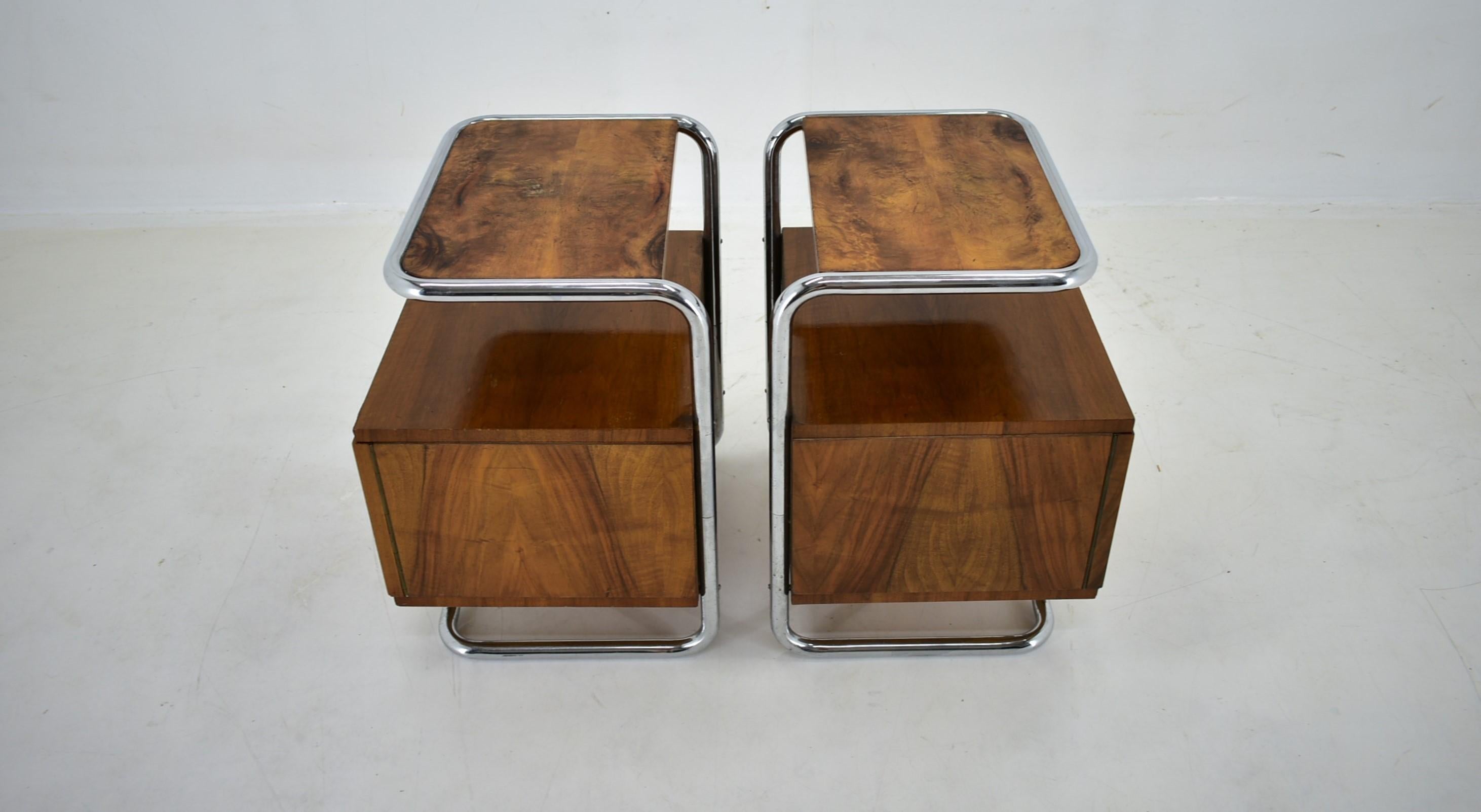 1930s Pair of Bauhaus Bedside Tables by Beck Arnošt for  Mucke-Melder 7