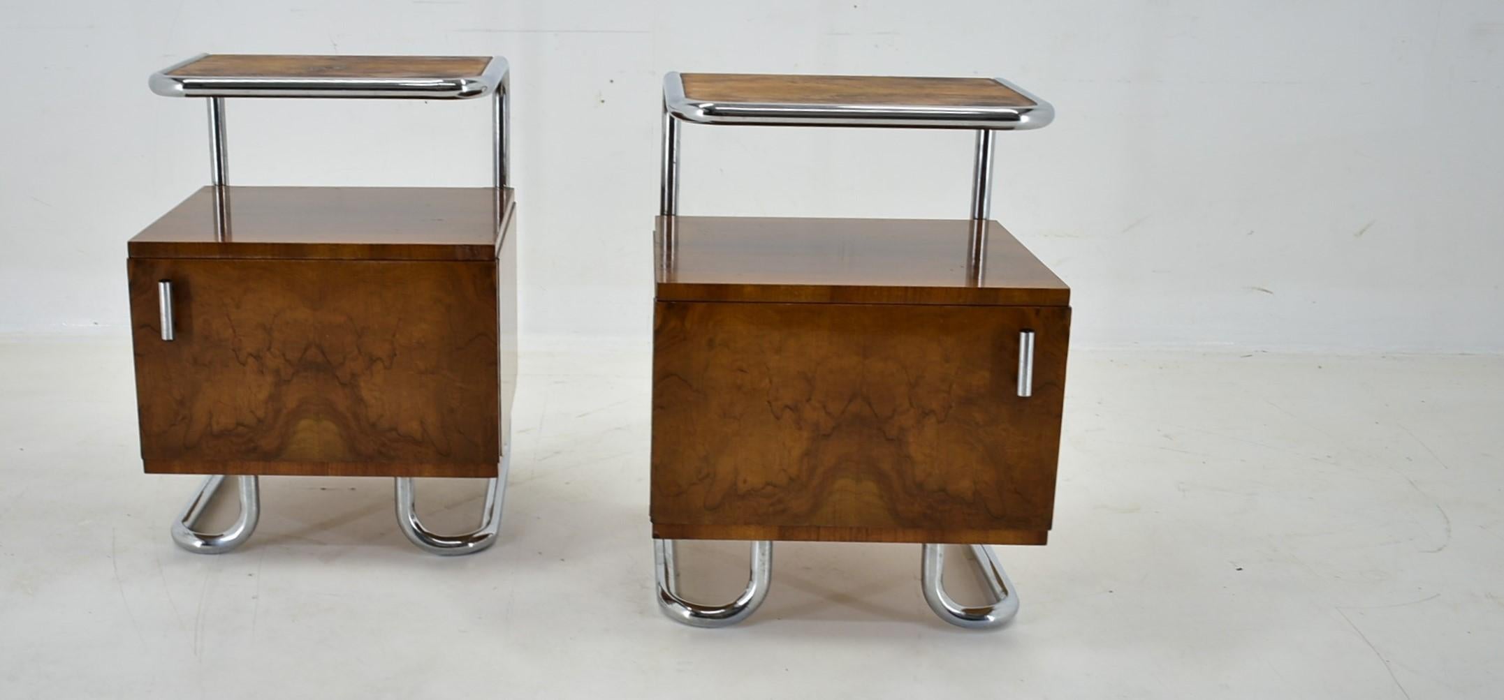 1930s Pair of Bauhaus Bedside Tables by Beck Arnošt for  Mucke-Melder 1