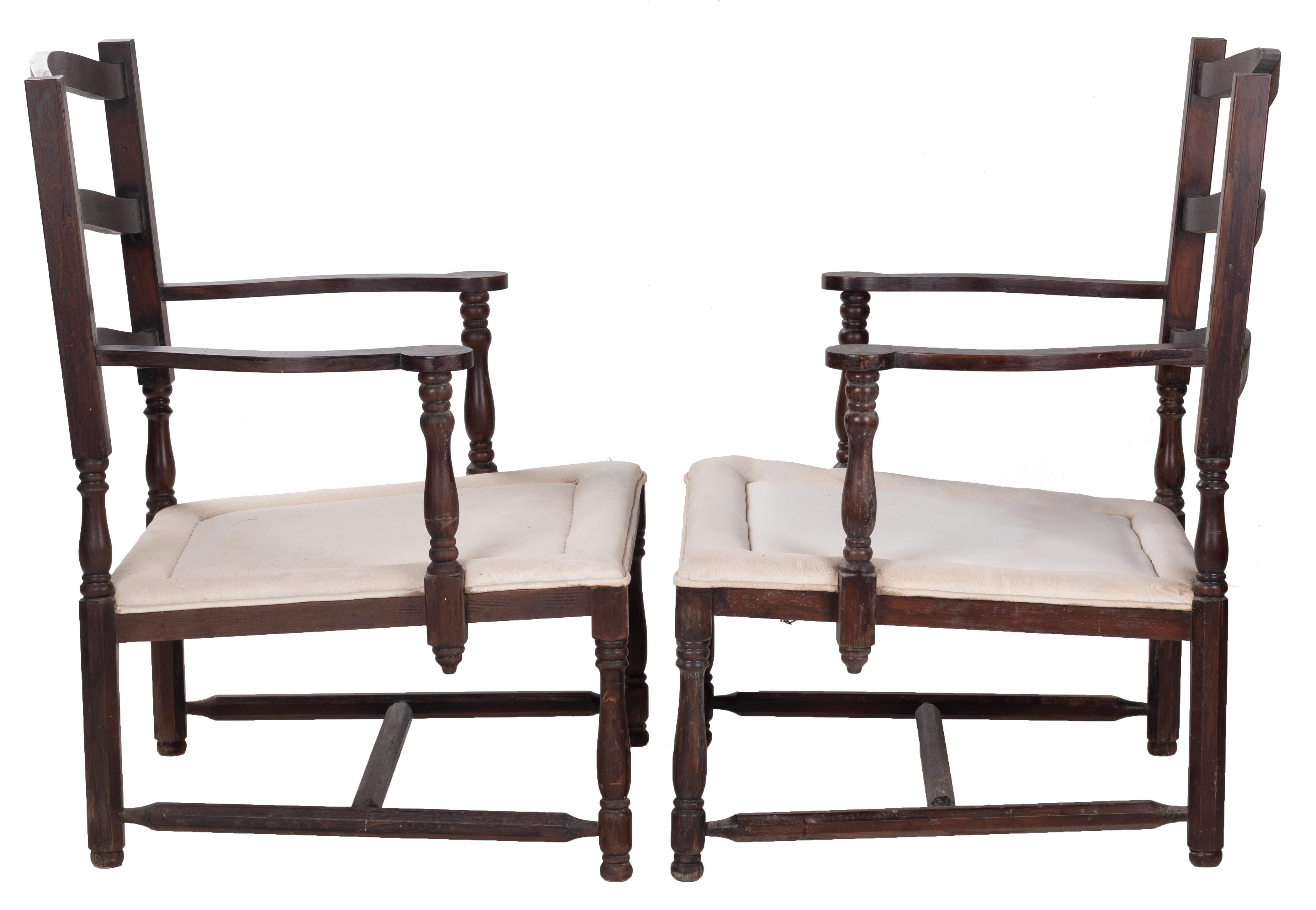 1930s Pair of French Rustic Vintage Wooden Armchairs In Good Condition In Marbella, ES