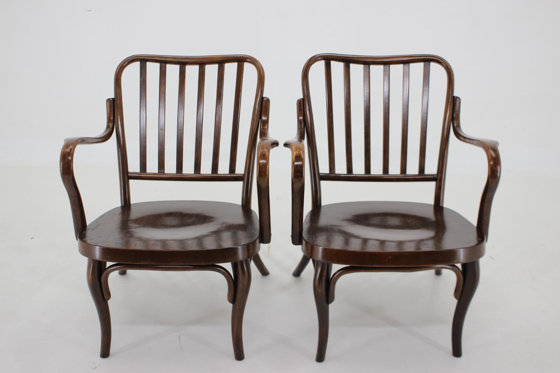 Czech 1930s Pair of Josef Frank Bentwood Armchairs no. 752 by Thonet