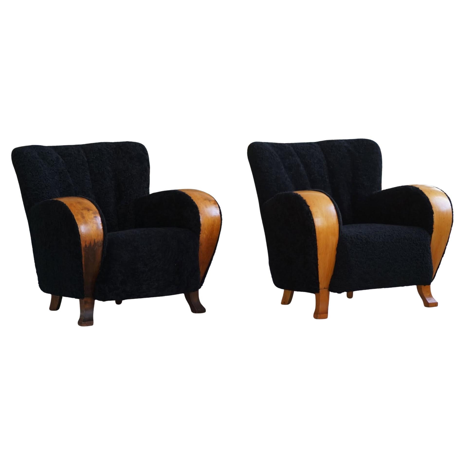 1930s Pair of Lounge Chairs, Upholstered in Lambswool, Art Deco, Swedsih Modern